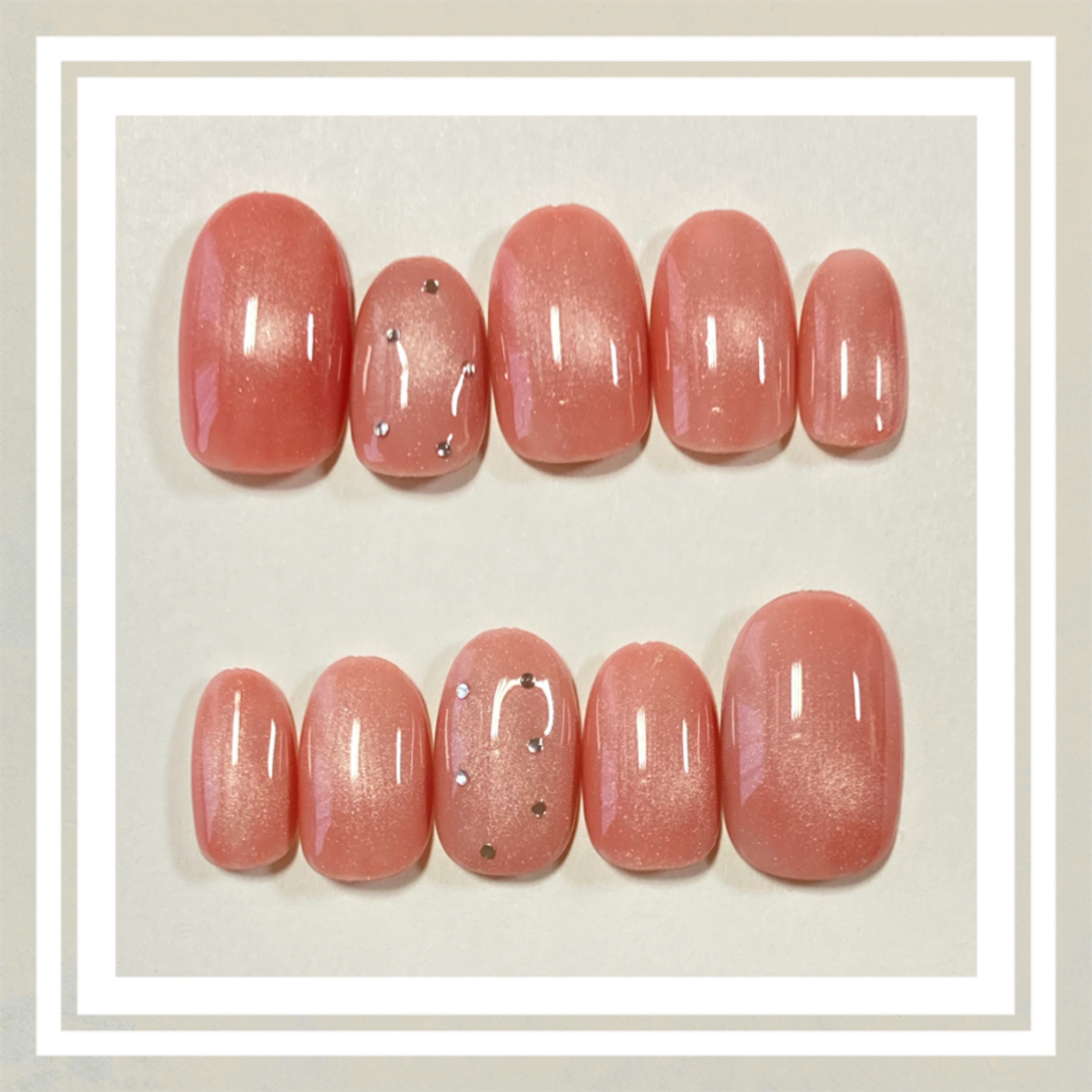 #ネイル,#ジェルネイル,#セルフネイル,#セルフジェルネイル,#プチプラネイル,#簡単ネイル,#自作ネイル,#100均ネイル,#セリアネイル,#ダイソーネイル,#BRGジェルネイル,#マグネットネイル,#マグネットジェルネイル,#ドットネイルのネイルデザイン