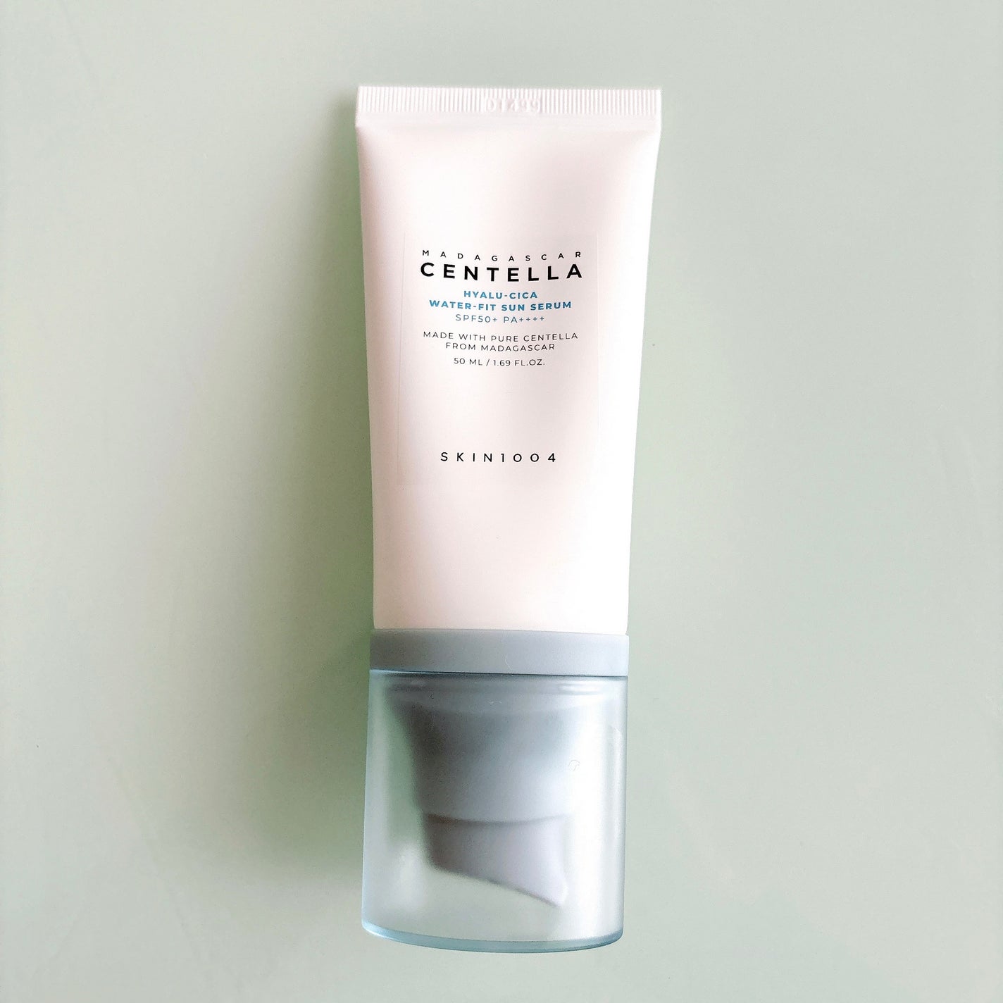 ヒアルーシカ ウォーターフィット サンセラム/SKIN1004/日焼け止めローションを使ったクチコミ(1枚目)