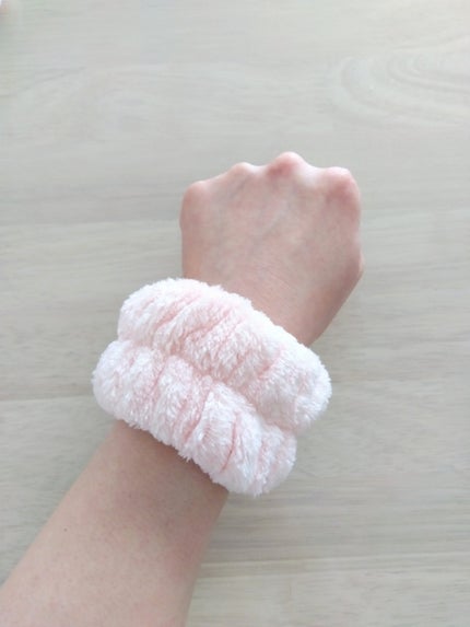 洗顔用リストバンド/セリア/その他スキンケアを使ったクチコミ(4枚目)