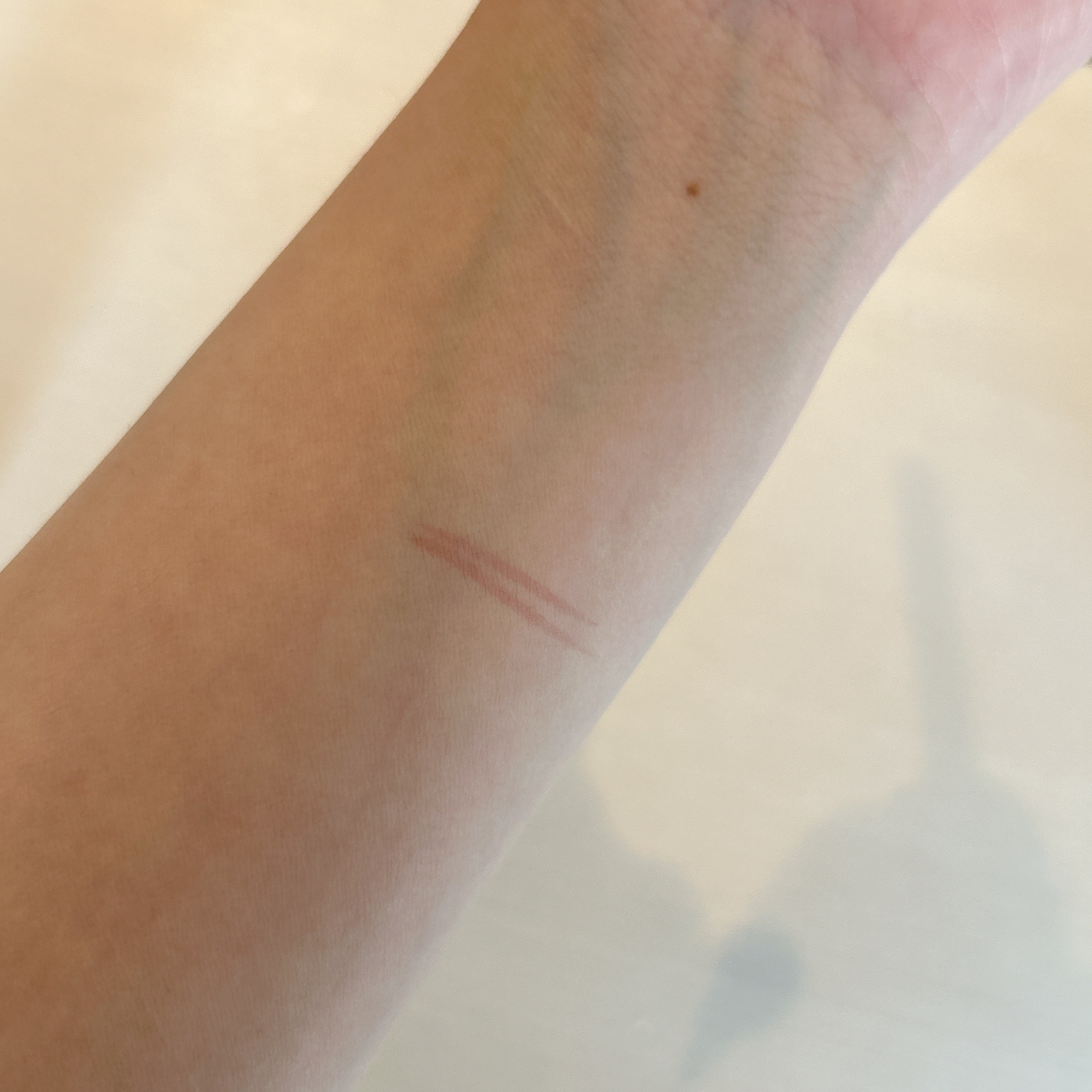 描くふたえアイライナー/CEZANNE/リキッドアイライナーを使ったクチコミ（2枚目）