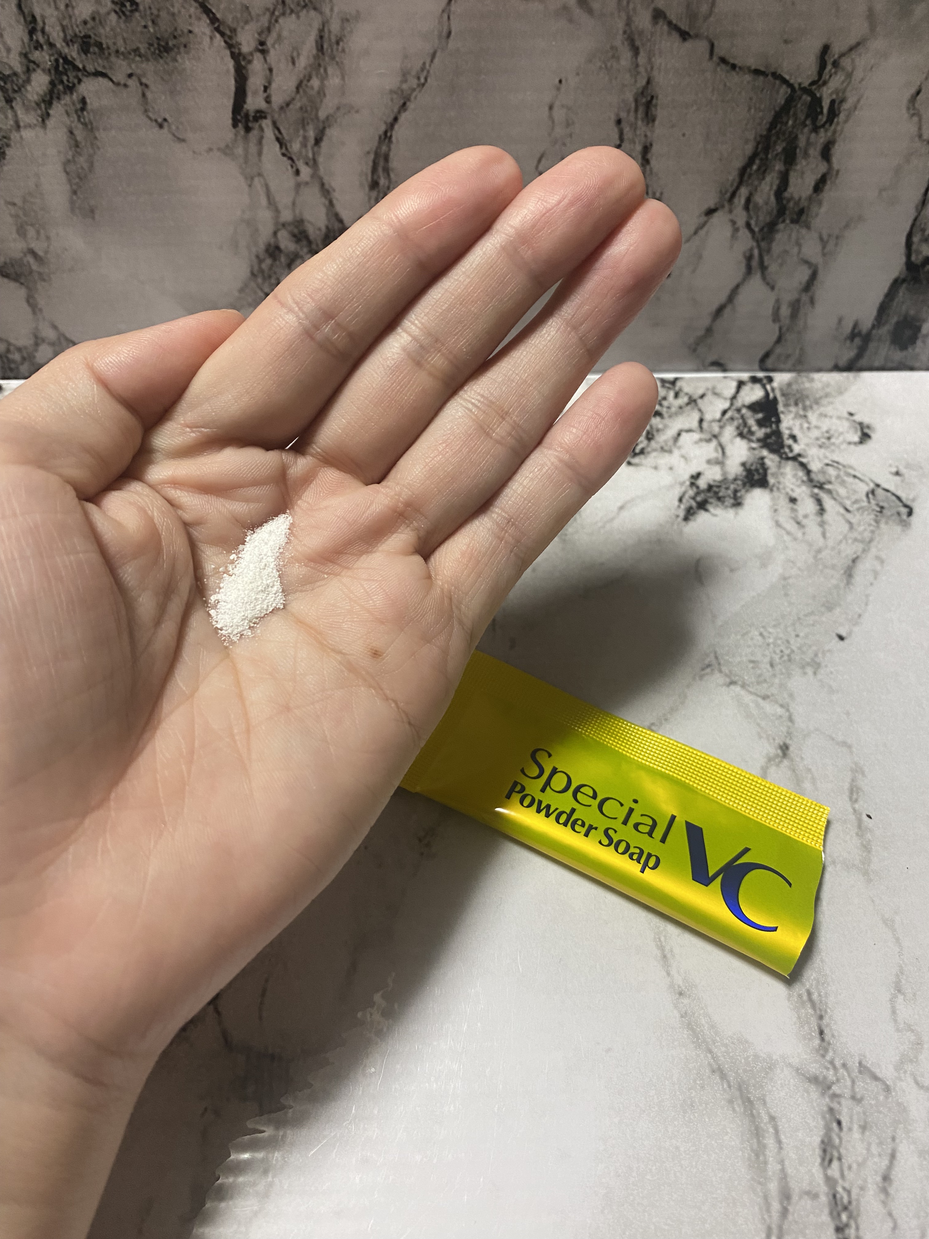 スペシャルパウダーソープＶＣ/Cure/洗顔パウダーを使ったクチコミ（2枚目）