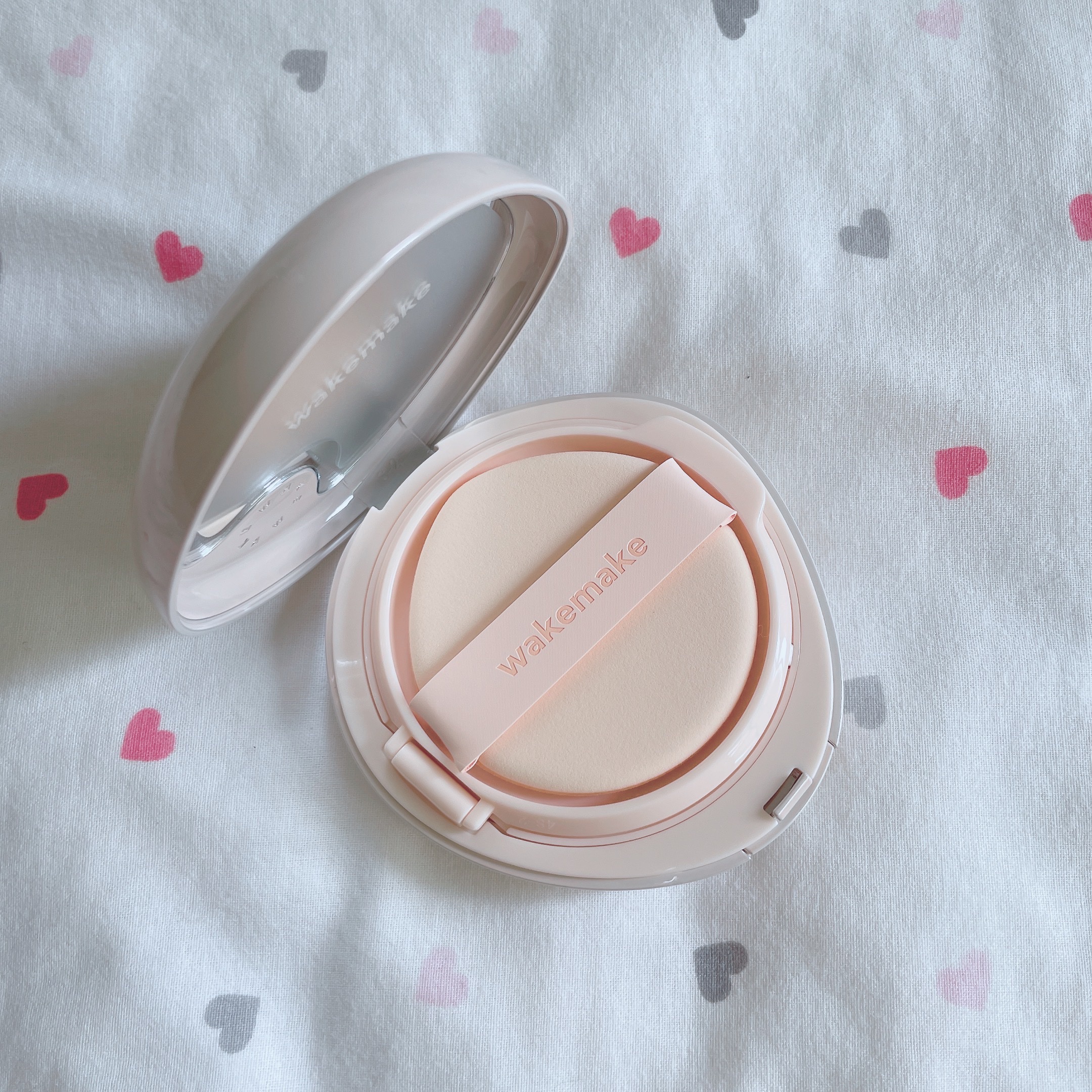 ウォーターグロウコーティングバーム/wakemake/クリーム・エマルジョンファンデーションを使ったクチコミ（2枚目）