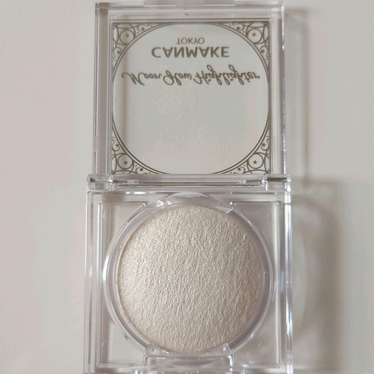 ムーングロウハイライター/キャンメイク/ハイライトを使ったクチコミ(2枚目)