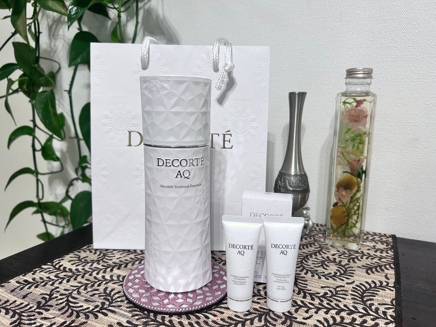 AQ アブソリュート エマルジョン マイクロラディアンス Ⅱ/DECORTÉ/乳液を使ったクチコミ(1枚目)