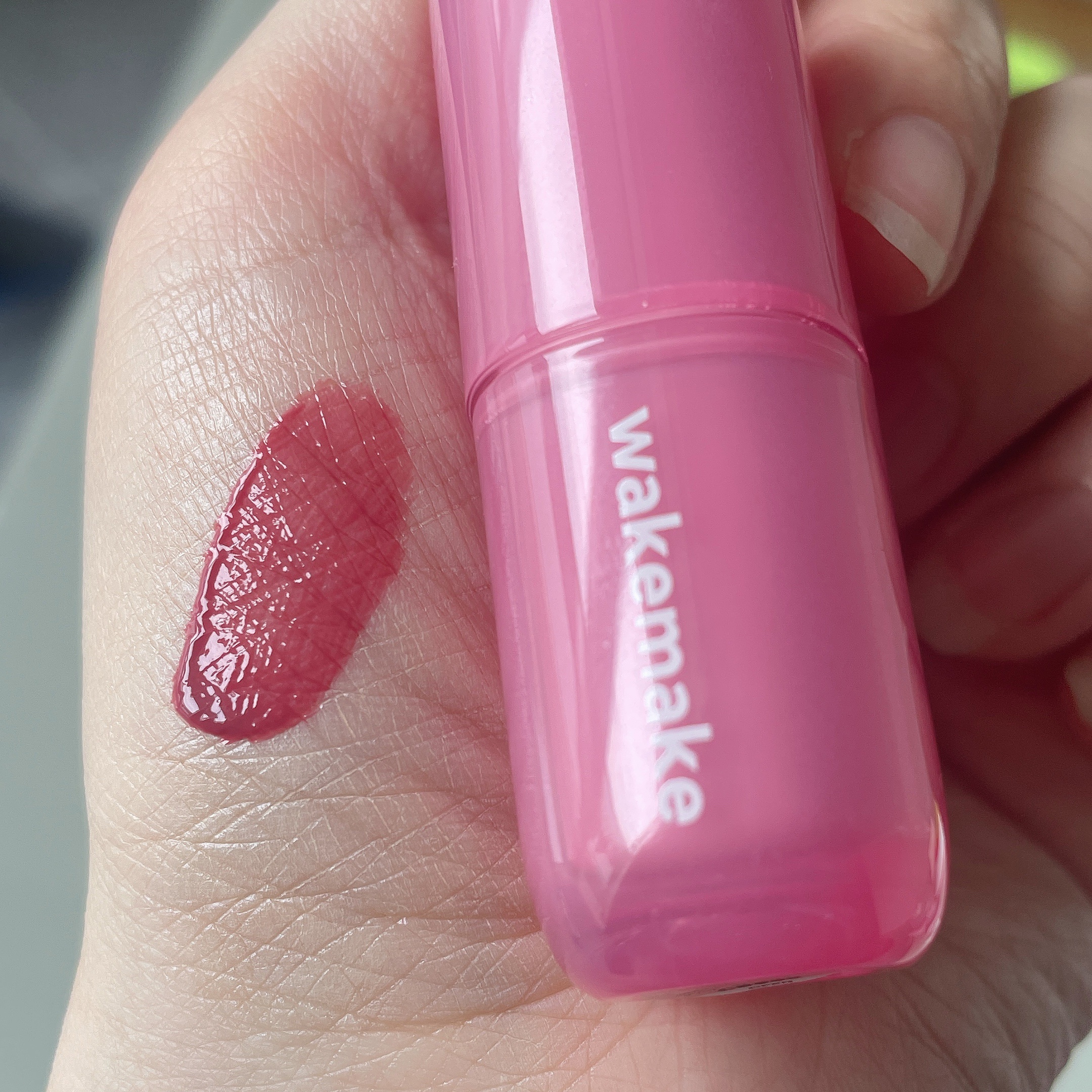 ウォータフルグロウティント/wakemake/リップティントを使ったクチコミ（3枚目）