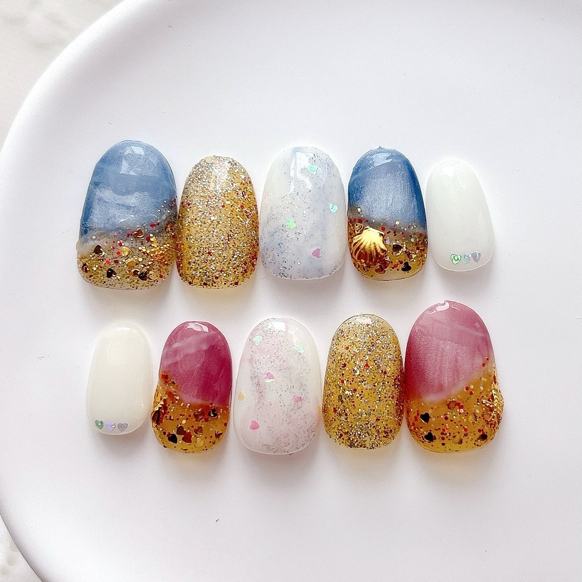 𝘼𝙮𝙪 ❦ 𝑆𝑒𝑙𝑓 𝑁𝑎𝑖𝑙 on LIPS 「❥こんばんは𓂅꙳𖤐セルフネイラーの@au_nailです♡オ..」(8枚目)