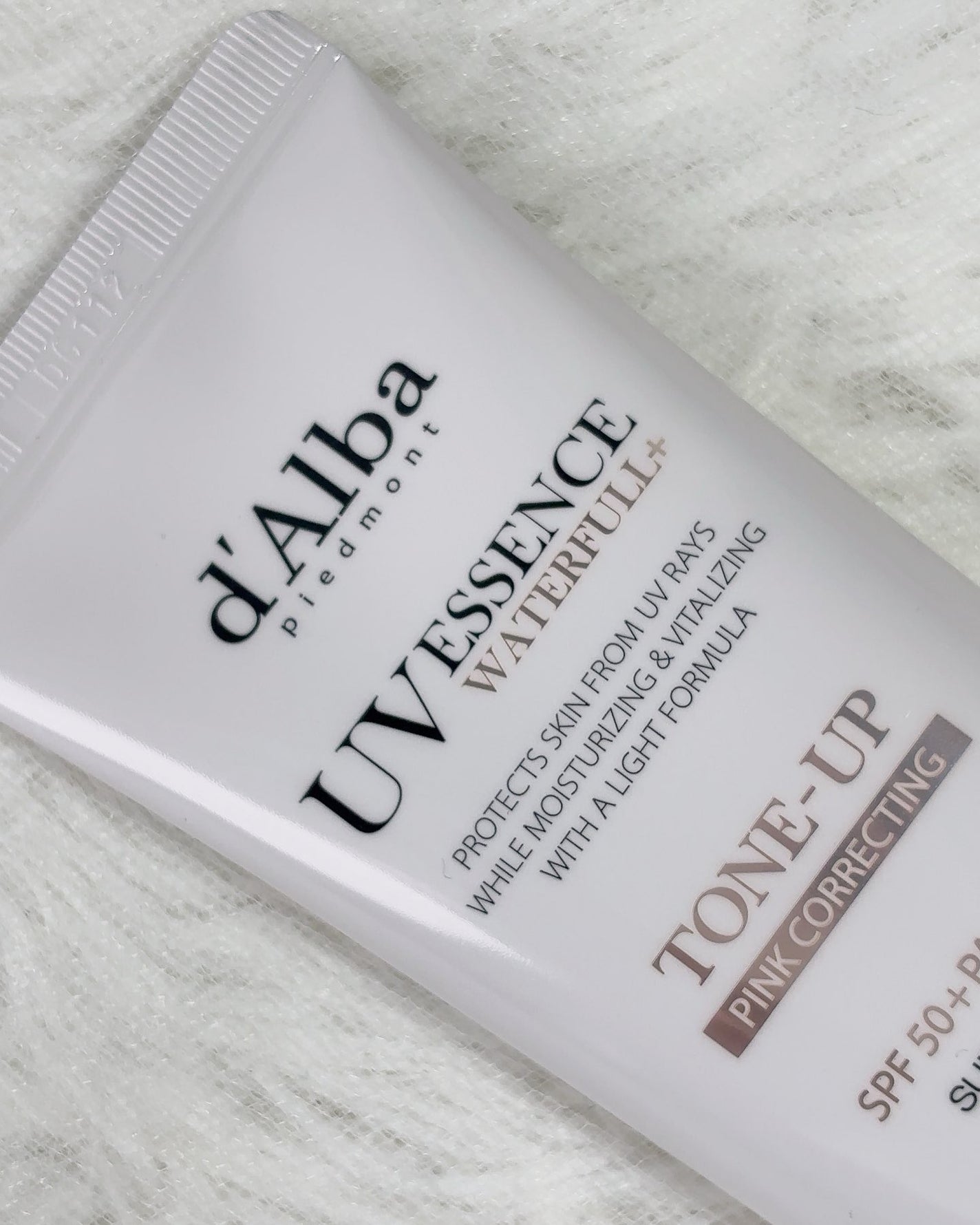 ウォータフルトーンアップサンクリーム/ダルバ/日焼け止めクリームを使ったクチコミ(2枚目)