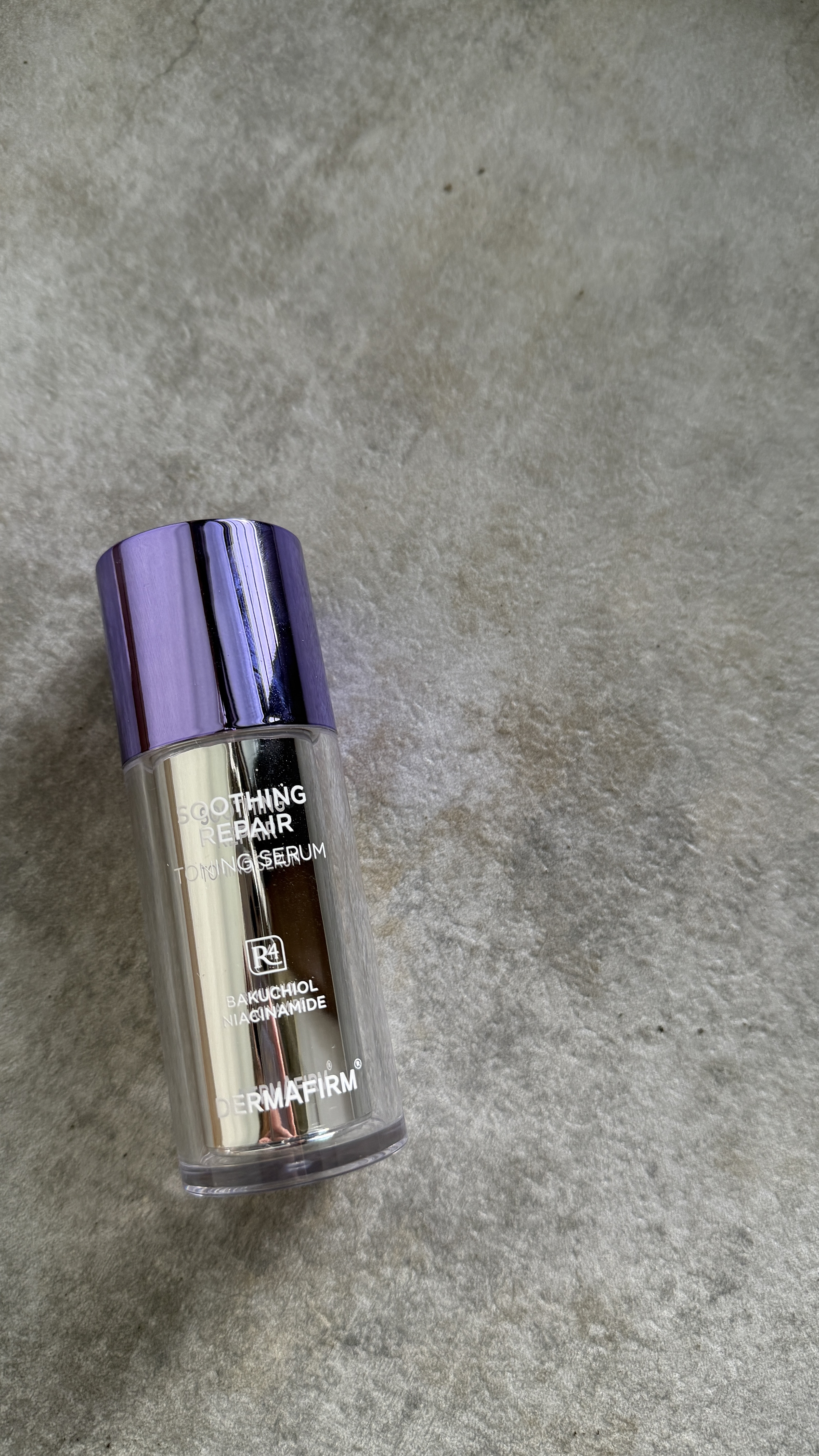 SOOTHING REPAIR TONING SERUM R4/ダーマファーム/美容液を使ったクチコミ（1枚目）