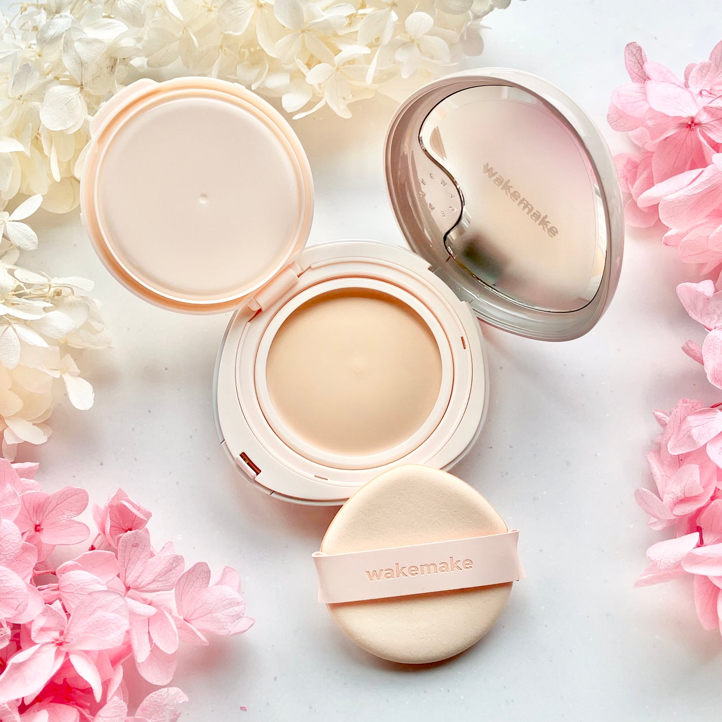 ウォーターグロウコーティングバーム/wakemake/クリーム・エマルジョンファンデーションを使ったクチコミ(2枚目)