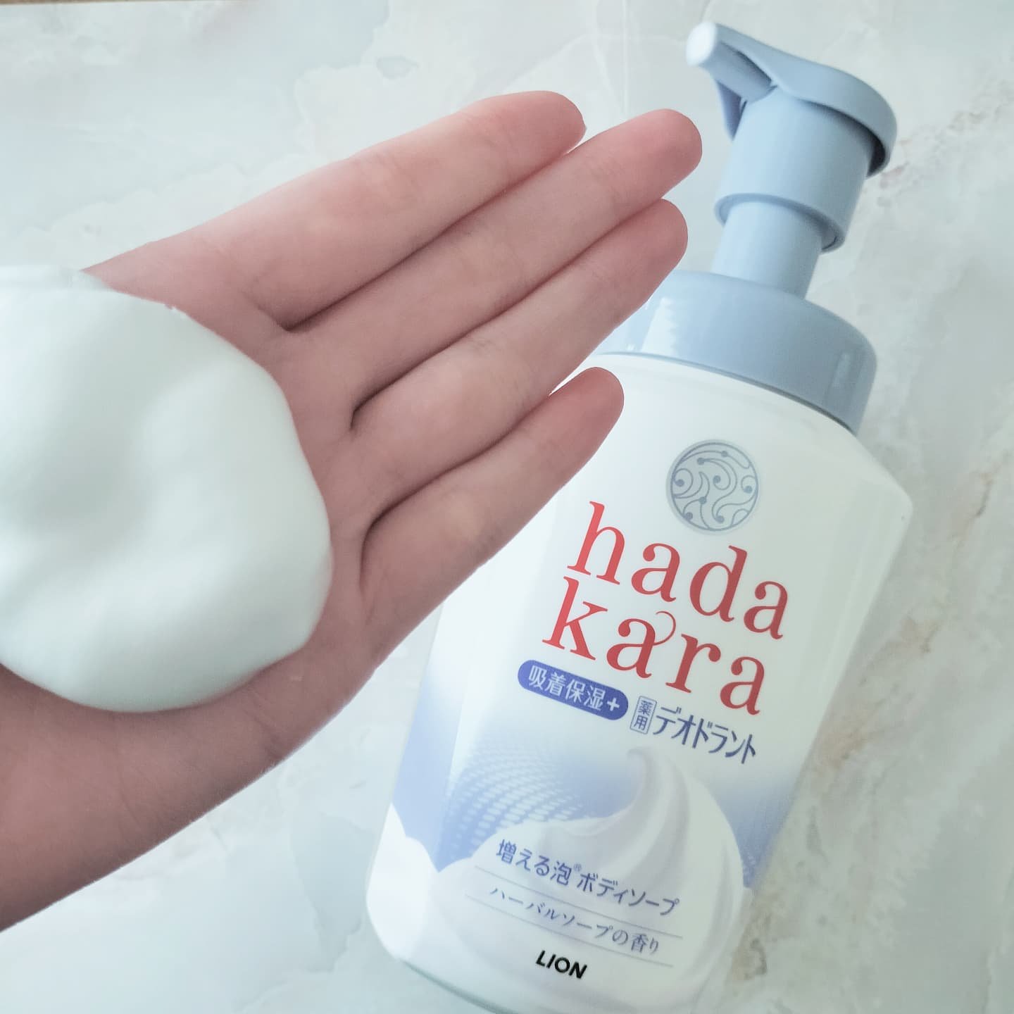 hadakara 泡で出てくる薬用デオドラントボディソープ /hadakara/ボディソープを使ったクチコミ（3枚目）