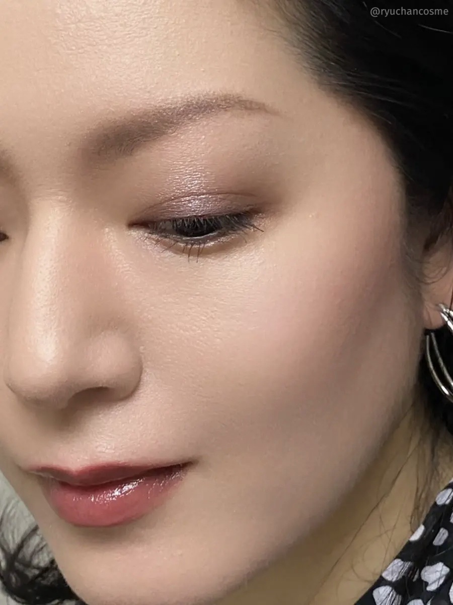 ダンシング ディメンションズ フェイスパレット/RMK/パウダーチークを使ったクチコミ（3枚目）