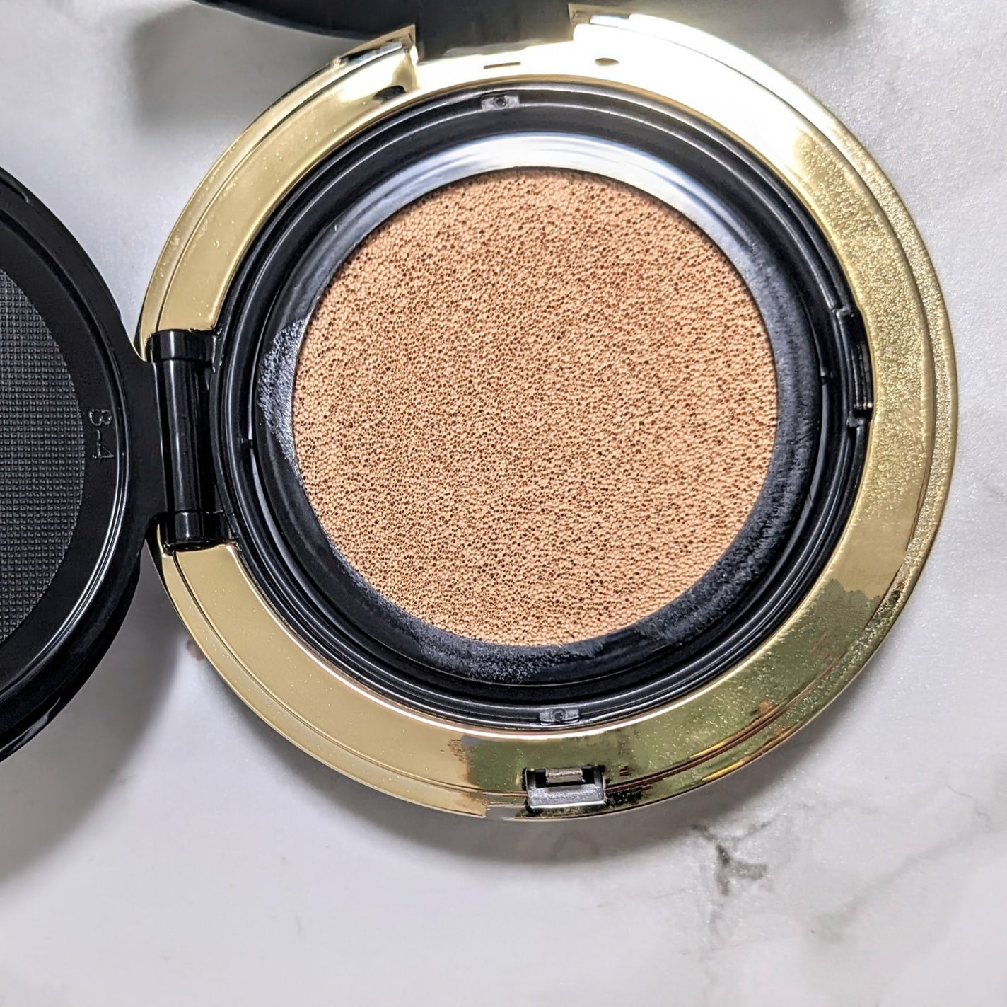 グロウフィットセラムカバークッション/ダルバ/クッションファンデーションを使ったクチコミ(3枚目)