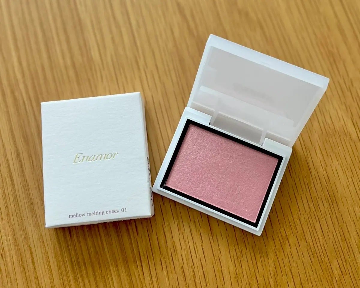 メロウメルティングチーク/Enamor/パウダーチークを使ったクチコミ(1枚目)