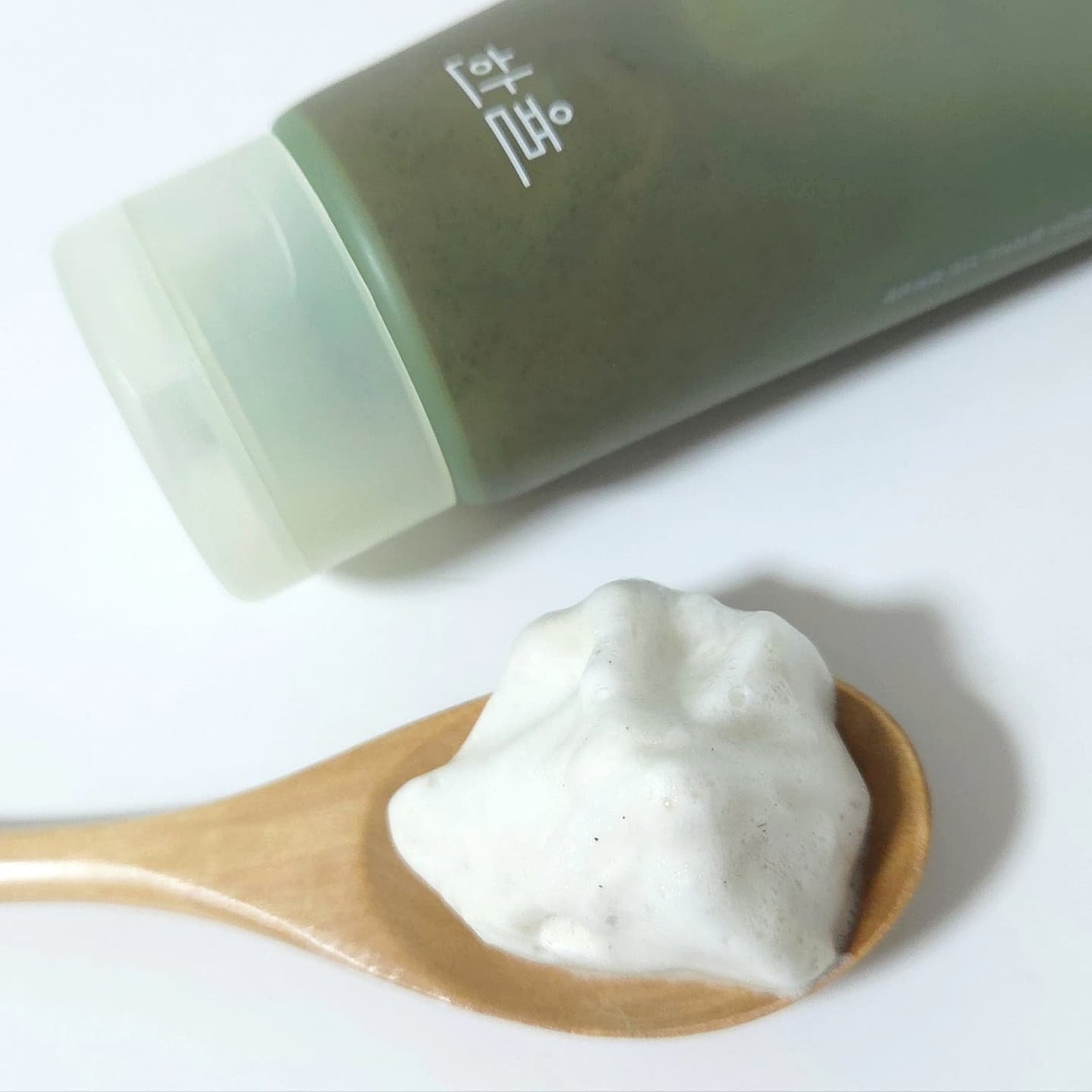 ピュア アルテミシア ディープ クラリファイングマスク トゥ フォーム クレンザー/HANYUL(ハンユル)/クレンジングを使ったクチコミ(4枚目)