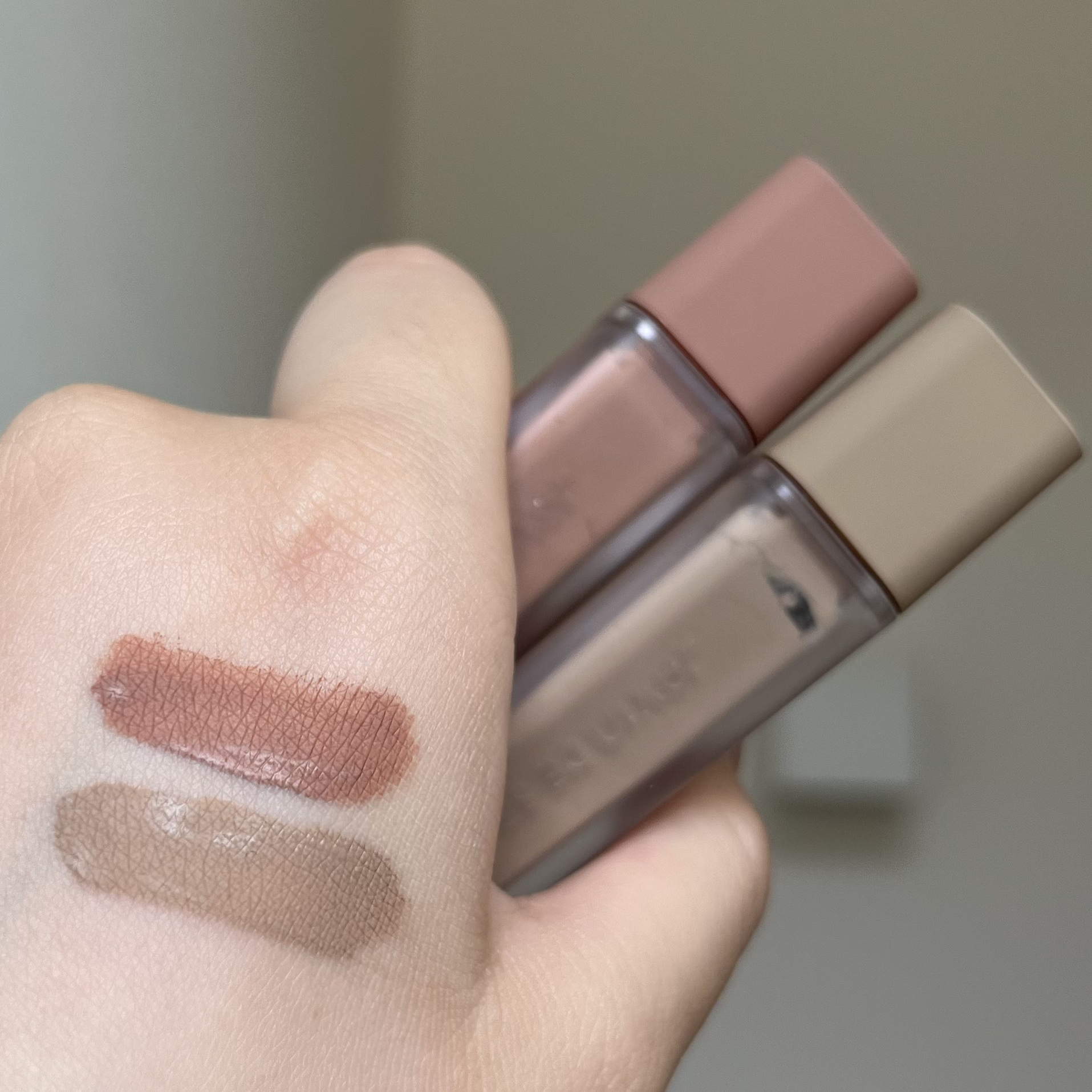 ウインク アイ シェード プライマー/Javin De Seoul/リキッドアイシャドウを使ったクチコミ（3枚目）