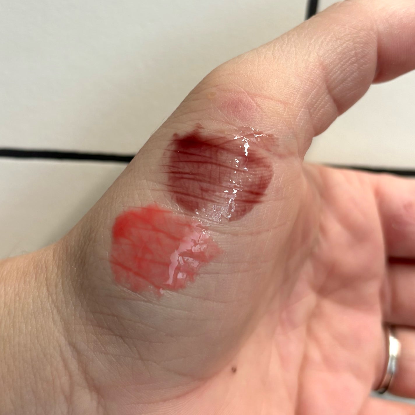 ジューシーベリープランピングリップオイル/TOCOBO/リップグロスを使ったクチコミ(3枚目)