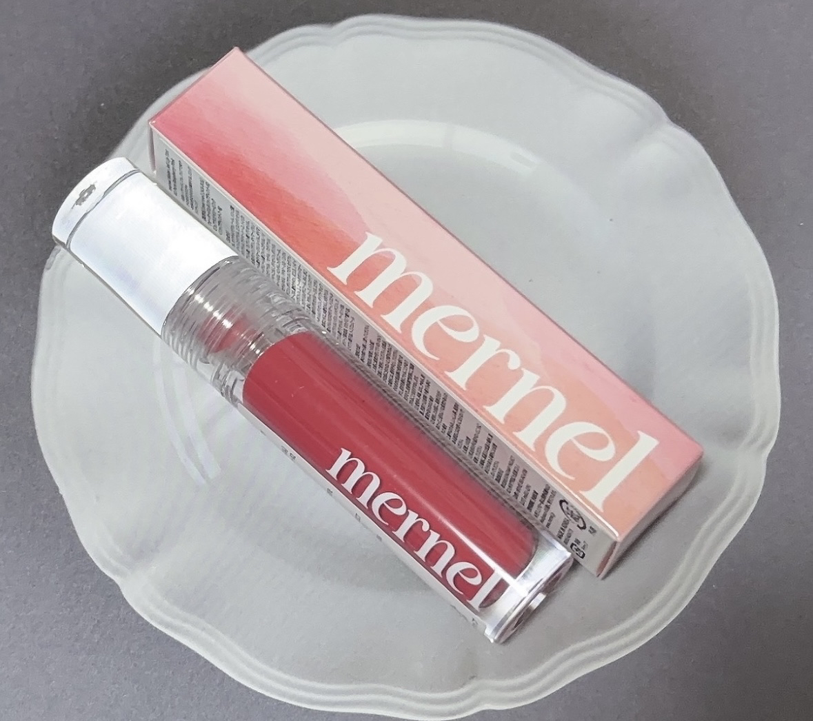 ウォータージェルリップティント/mernel/口紅を使ったクチコミ（2枚目）