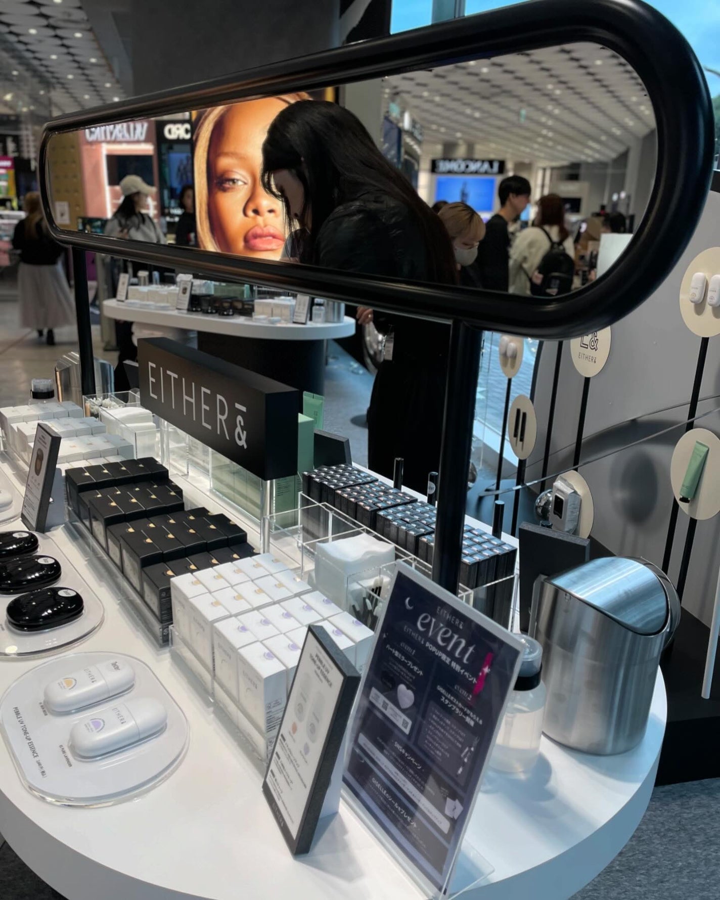 しのち☀️ on LIPS 「去年のイベント思い出投稿だよアットコスメトーキョーでEITHE..」(4枚目)