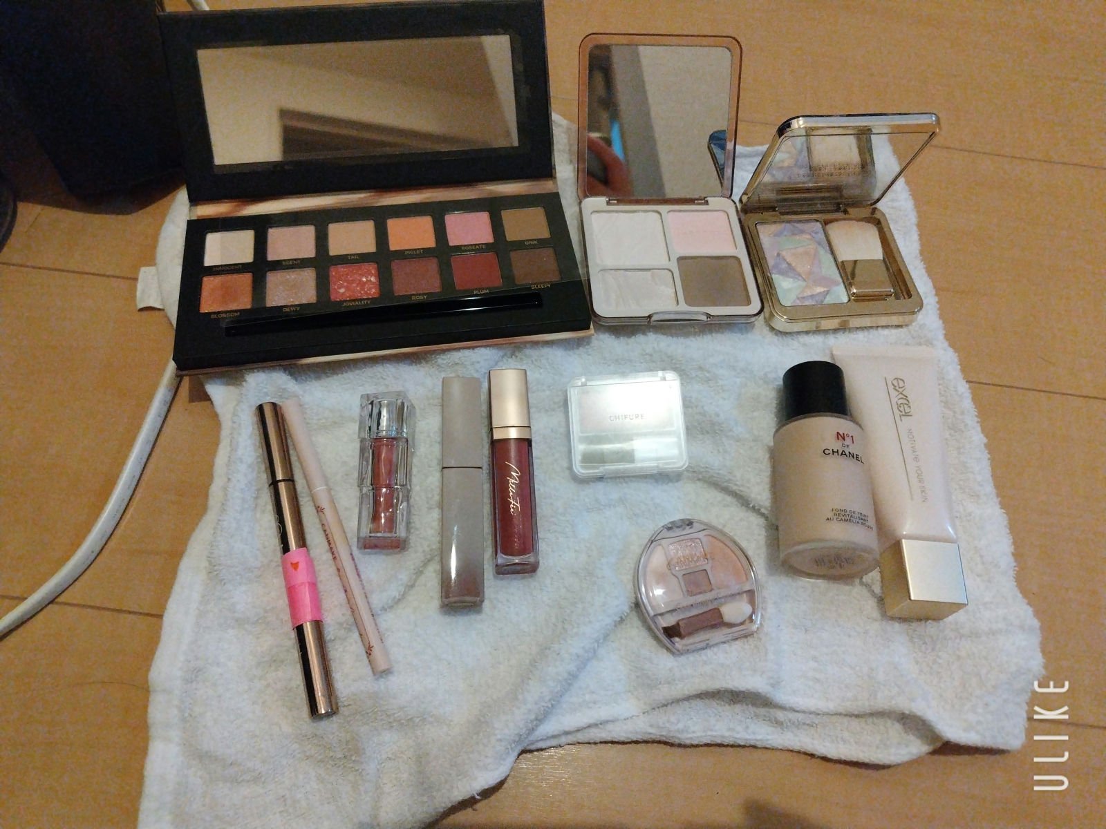 エクスプローラ12色 動物アイシャドウパレット/PERFECT DIARY/アイシャドウパレットを使ったクチコミ（1枚目）