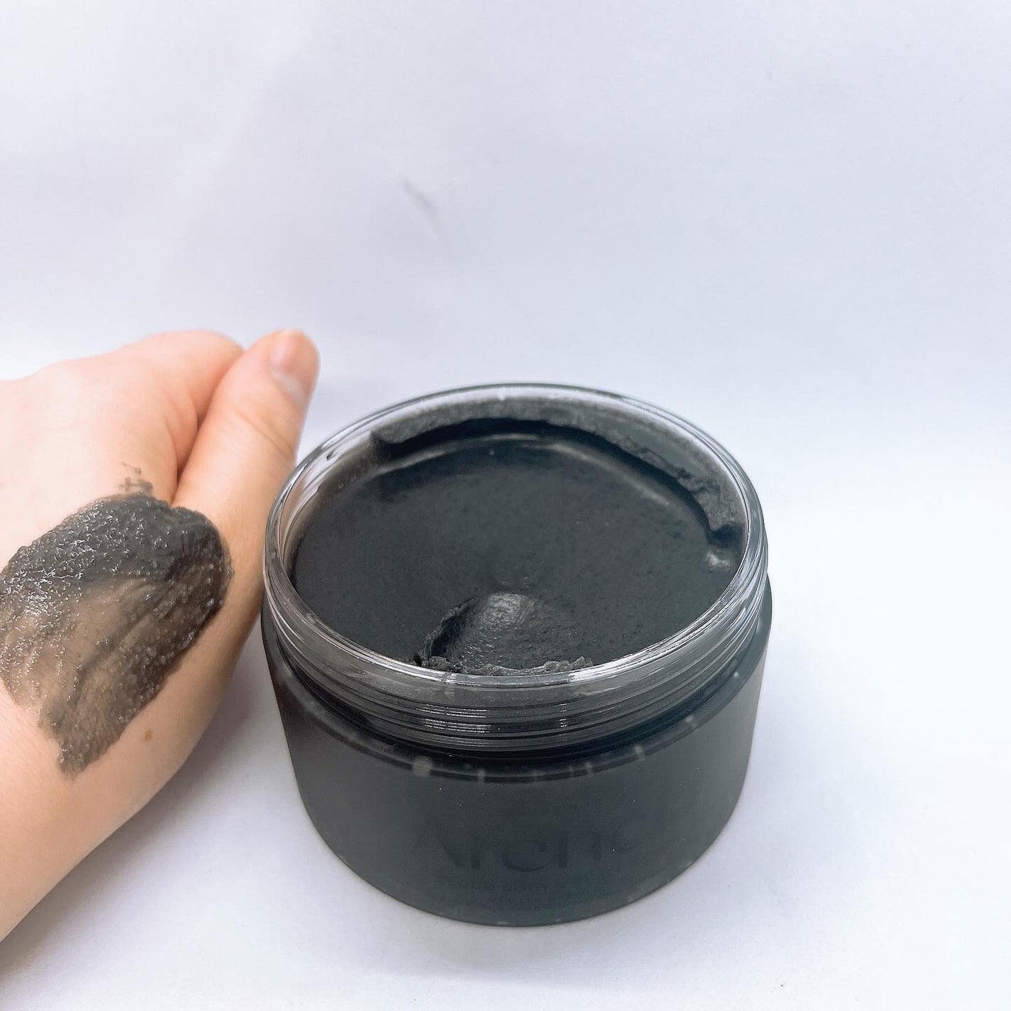 フレッシュクラウドスクラブ ブラックティー&ユズ/アレンシア/スクラブ・ゴマージュを使ったクチコミ(4枚目)