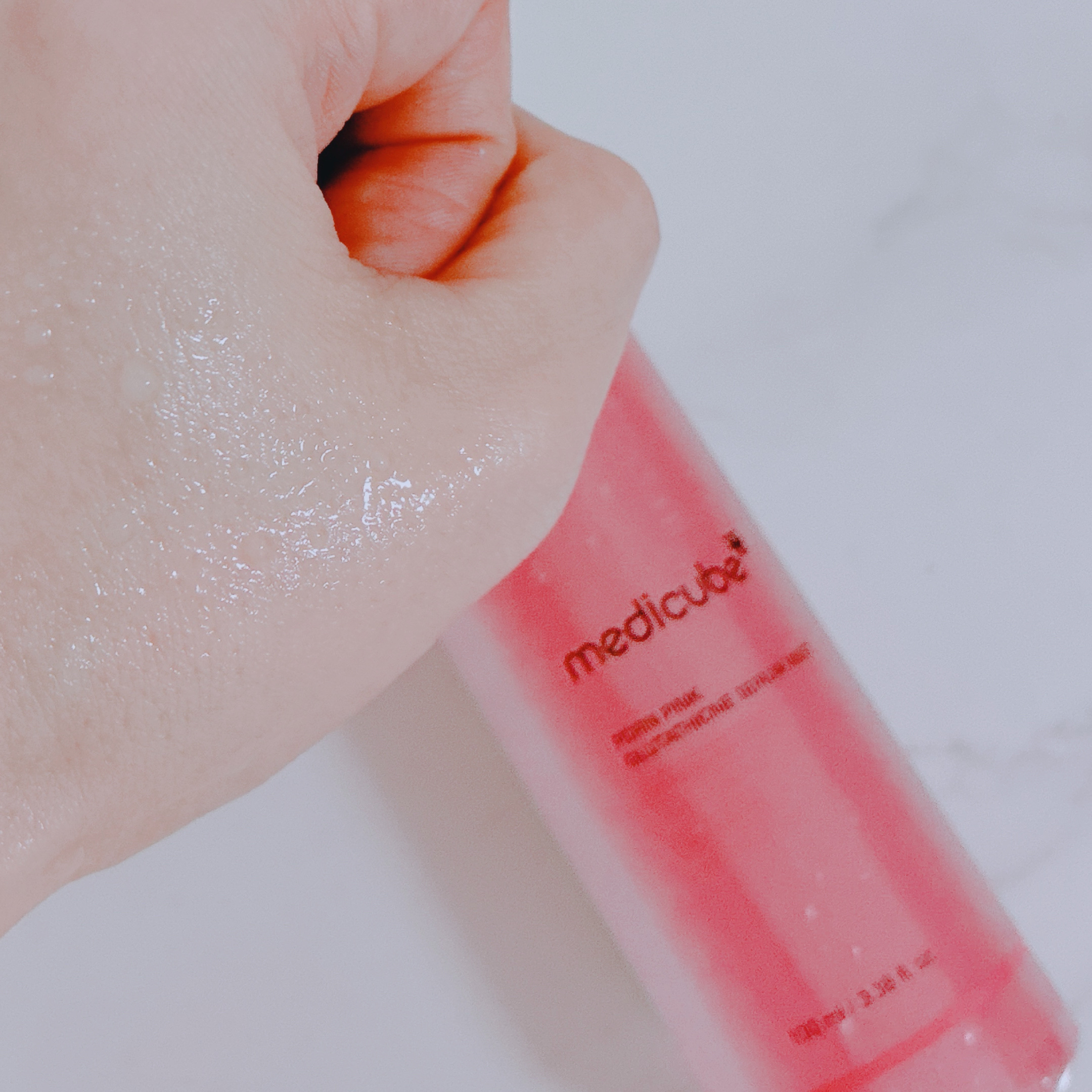 PDRNピンクセラムミスト/MEDICUBE/美容液を使ったクチコミ（3枚目）