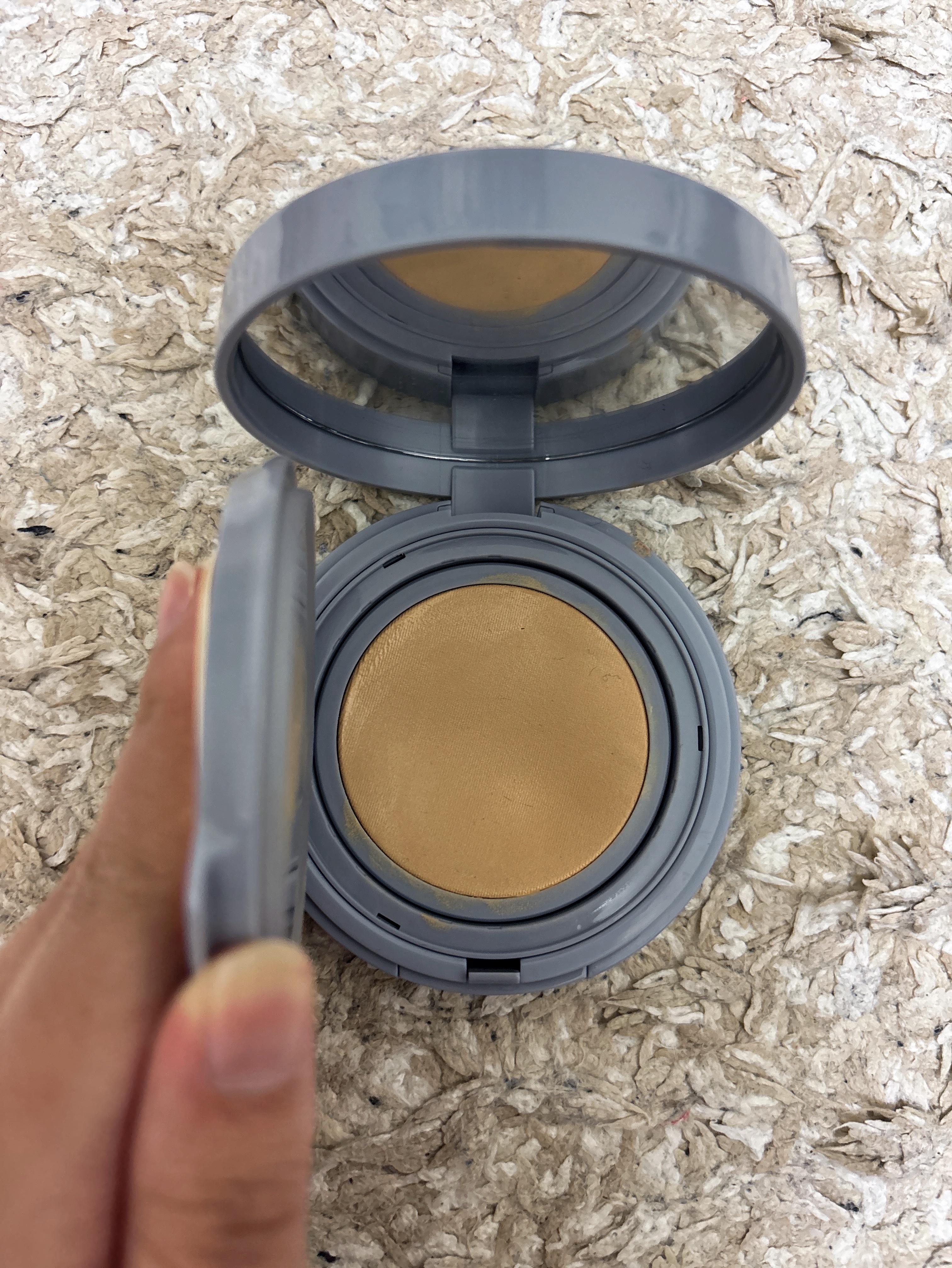 セカンドスキンメッシュマットクッション/hince/クッションファンデーションを使ったクチコミ（2枚目）