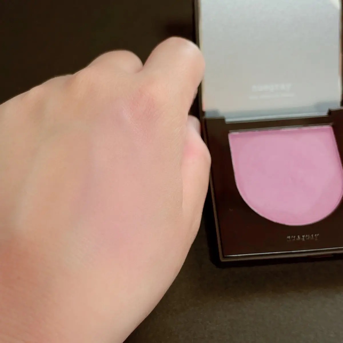 スウェイチークブラッシャー/nuegray/ジェル・クリームチークを使ったクチコミ（2枚目）