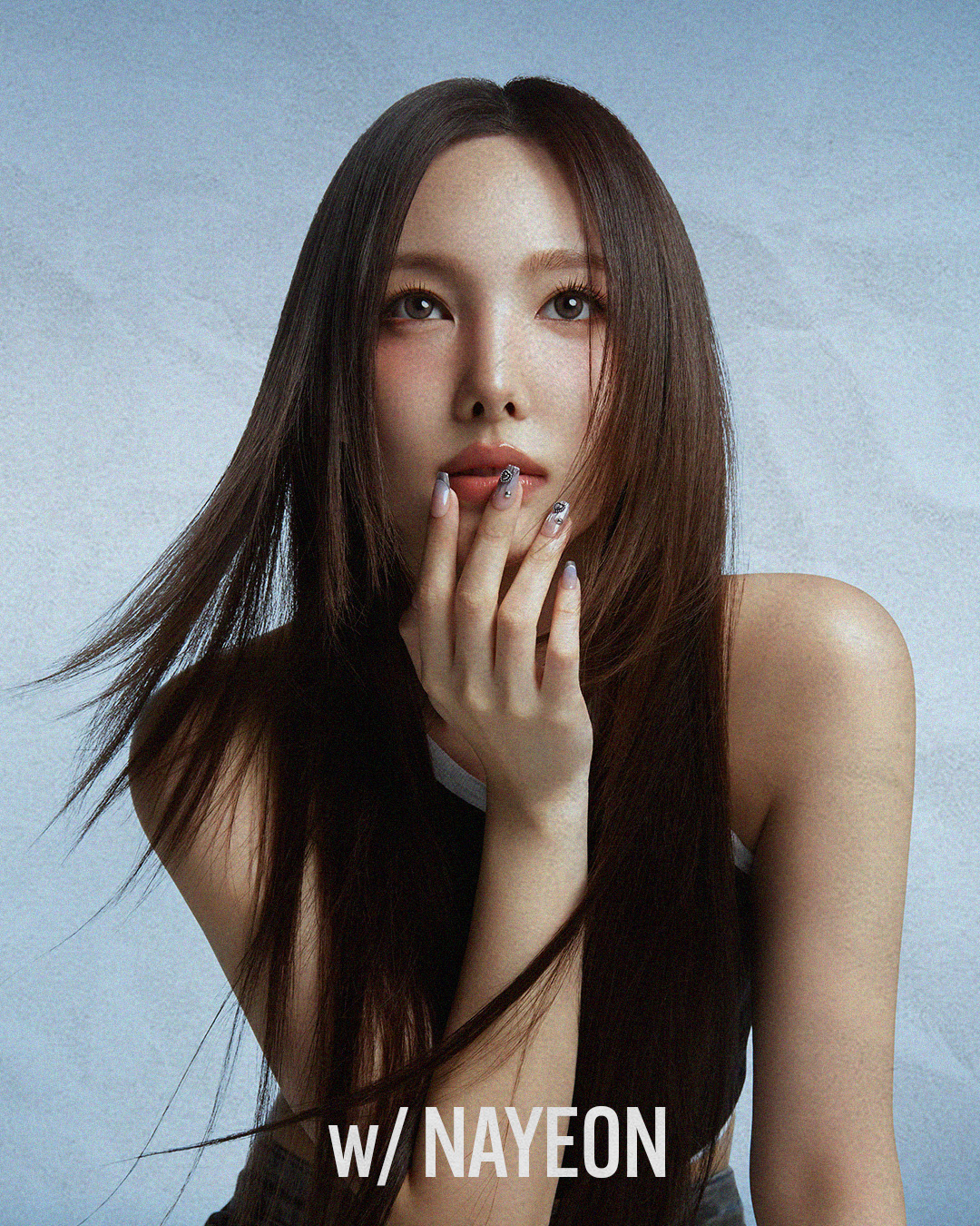 2025 SUMMER COLLECTION 発売📢

フィンガースーツの新ミューズ、
TWICE・ナヨンと共に描く2025サマーコレクション。
ラジオから流れるリズムに胸が高鳴ったあの夏、
あの頃の忘れられない憧れとトキメキを詰め込みま