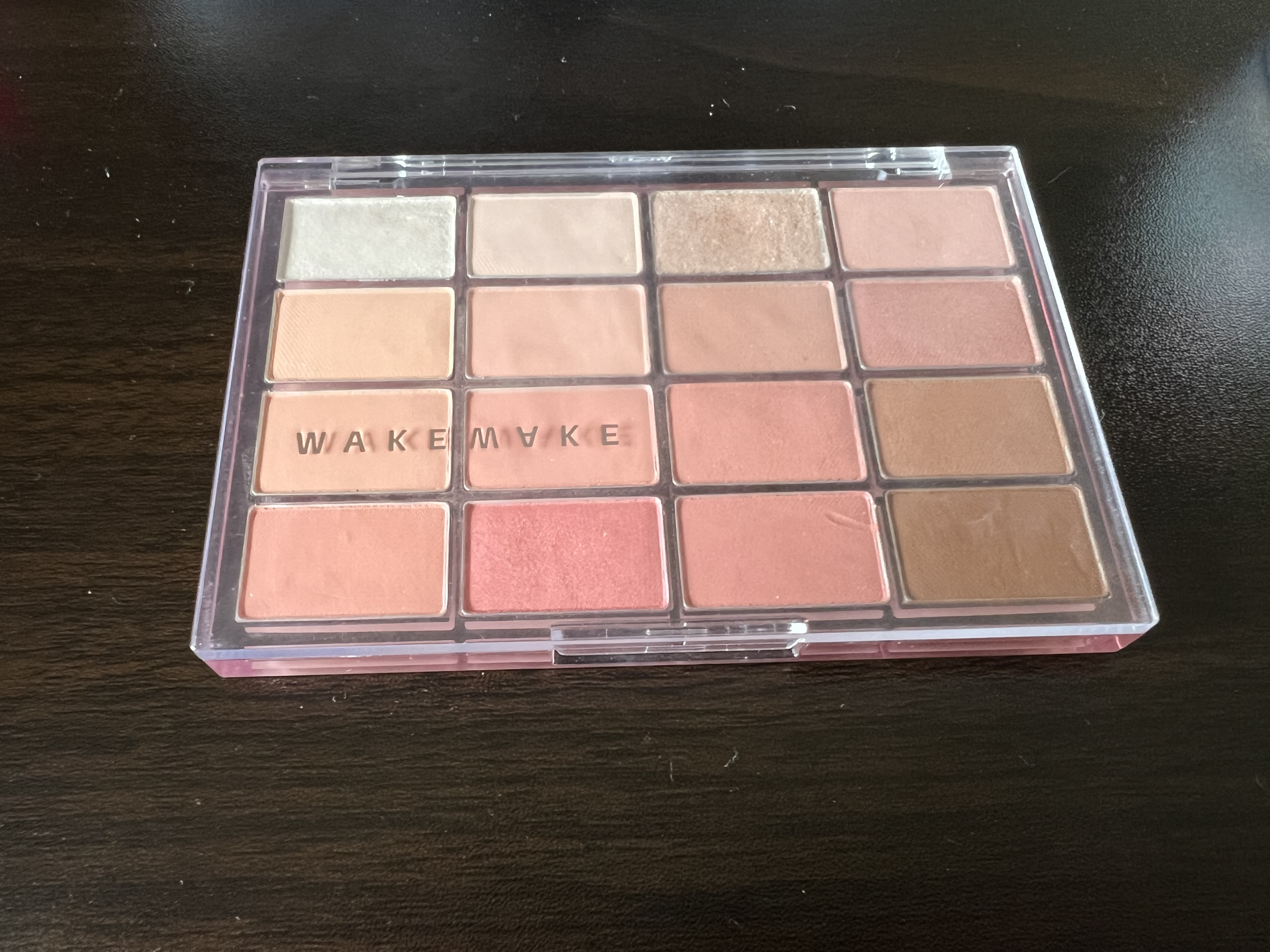 ソフトブラーリングアイパレット 08.キャンディーコーラルブラーリング/wakemake/アイシャドウパレットを使ったクチコミ（1枚目）