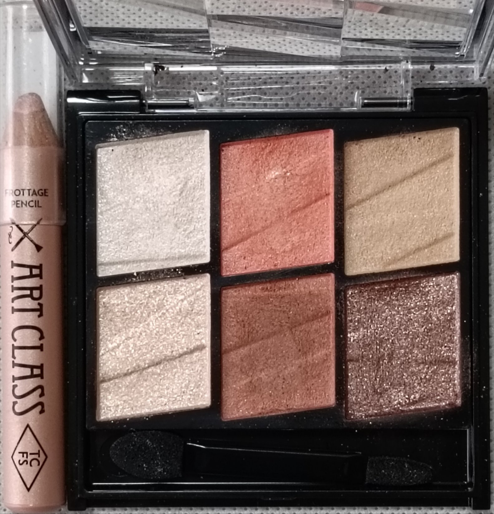 MPアニマルチーク/セリア/パウダーチークを使ったクチコミ（3枚目）