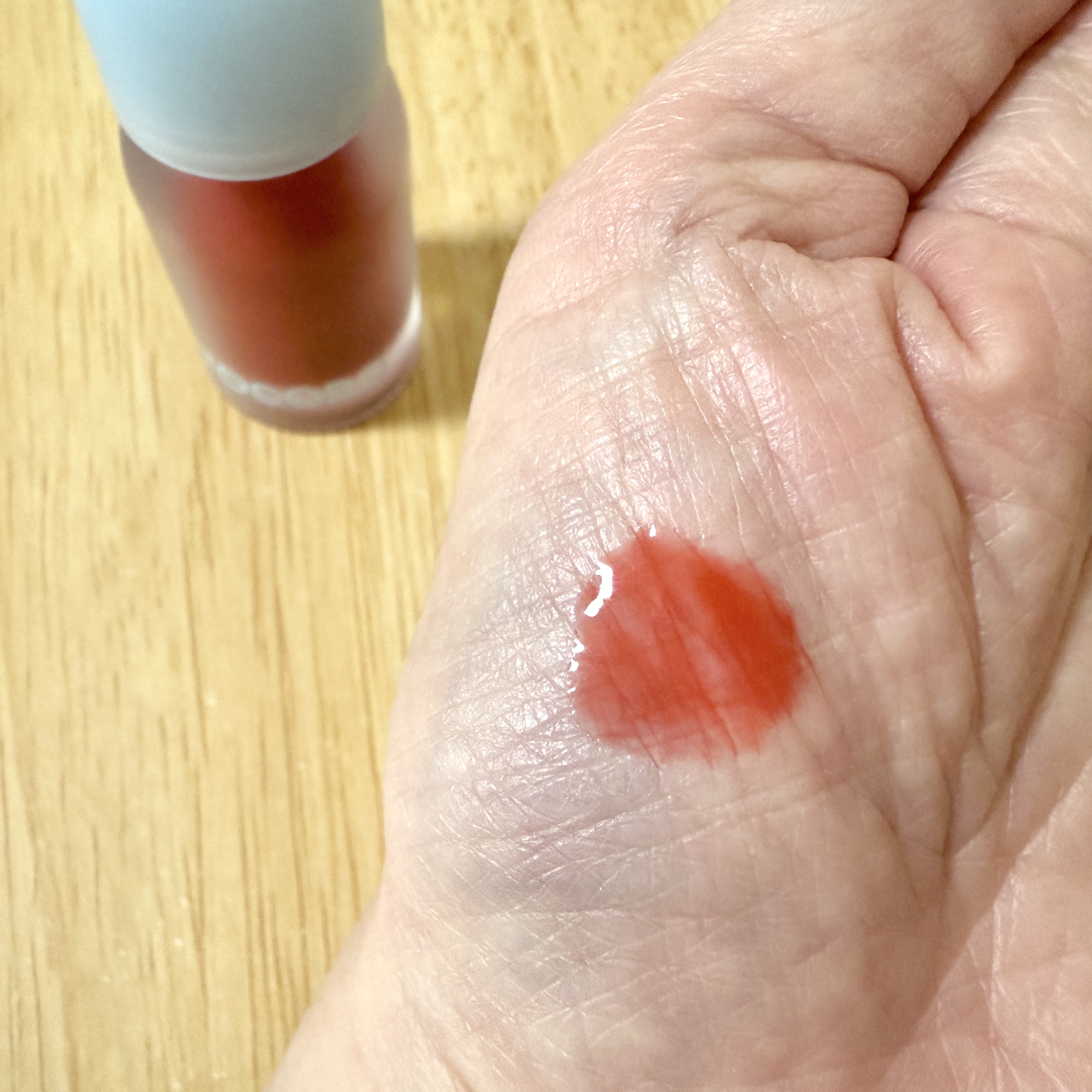 ジューシーベリープランピングリップオイル/TOCOBO/リップグロスを使ったクチコミ（3枚目）