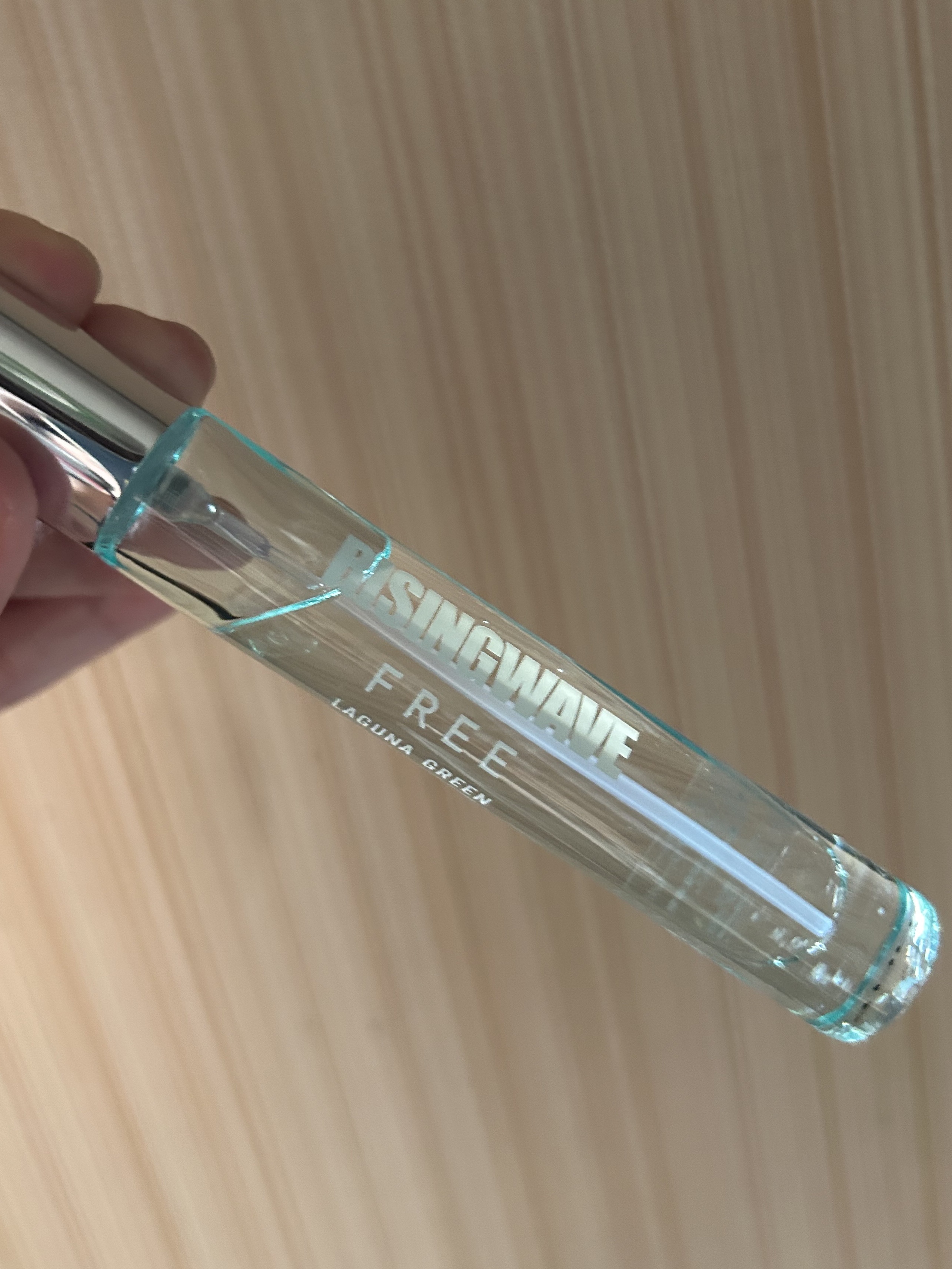 ライジングウェーブ フリー ラグナグリーン オードトワレ MINI/ライジングウェーブ/香水(レディース)を使ったクチコミ（1枚目）