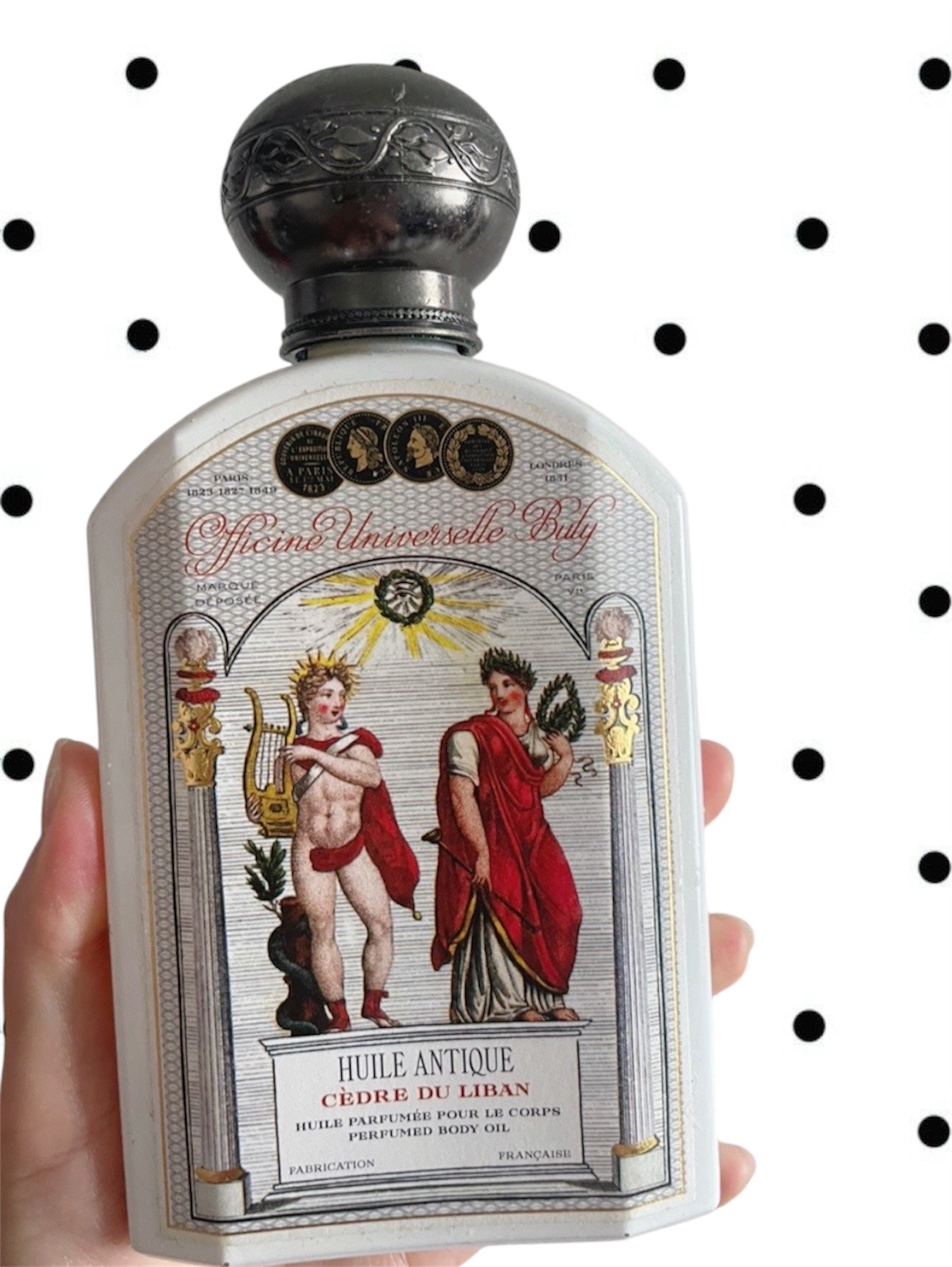 オフィシーヌ・ユニヴェルセル・ビュリー ユイル・アンティーク リケン・デコスのクチコミ「ビュリーのオイルはとてもいい香りで体、髪どこでも使えるのでおすすめです。

私は髪にスタイリン.....」（1枚目）