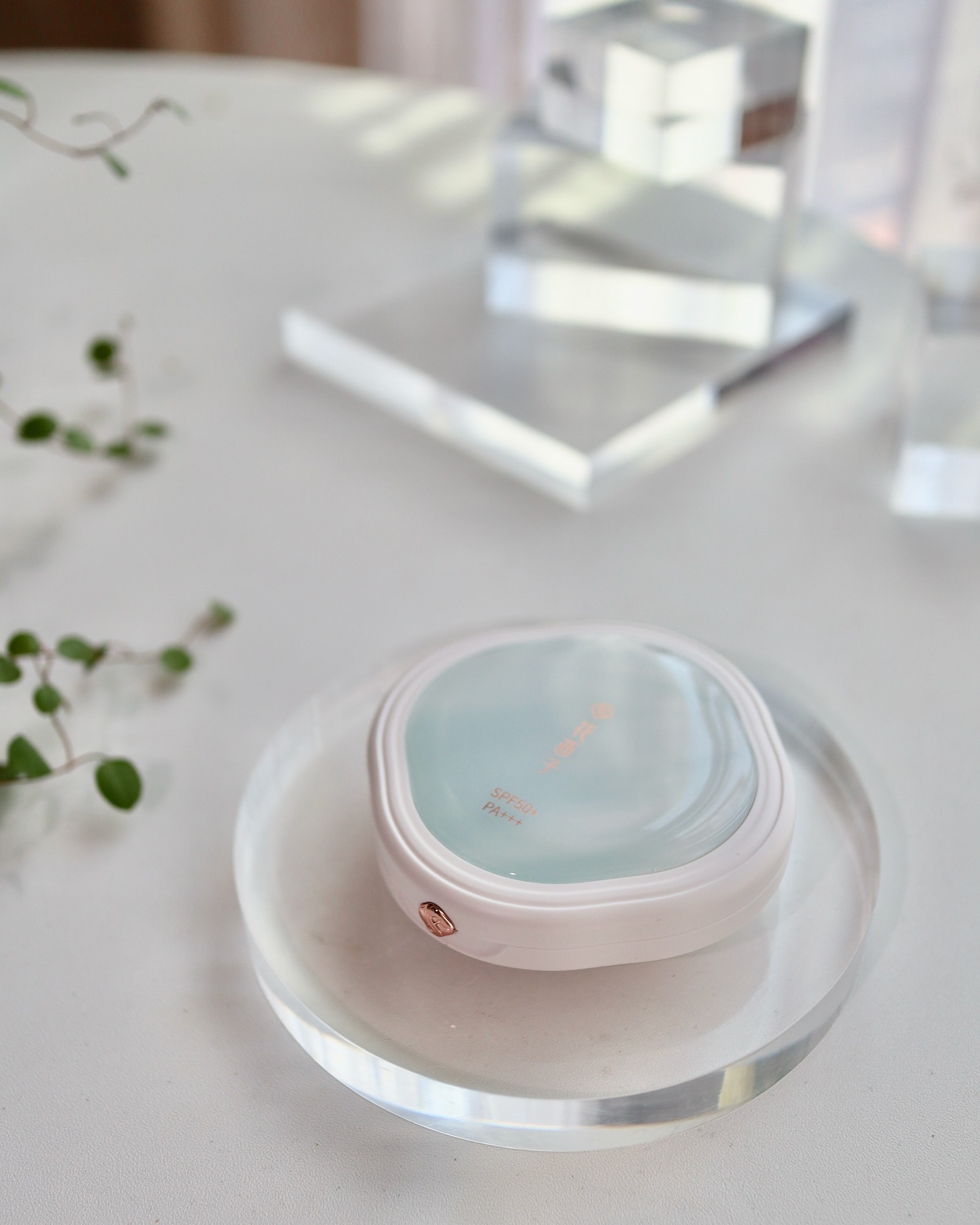 玉容凝脂プレストパウダー/花西子/プレストパウダーを使ったクチコミ（2枚目）