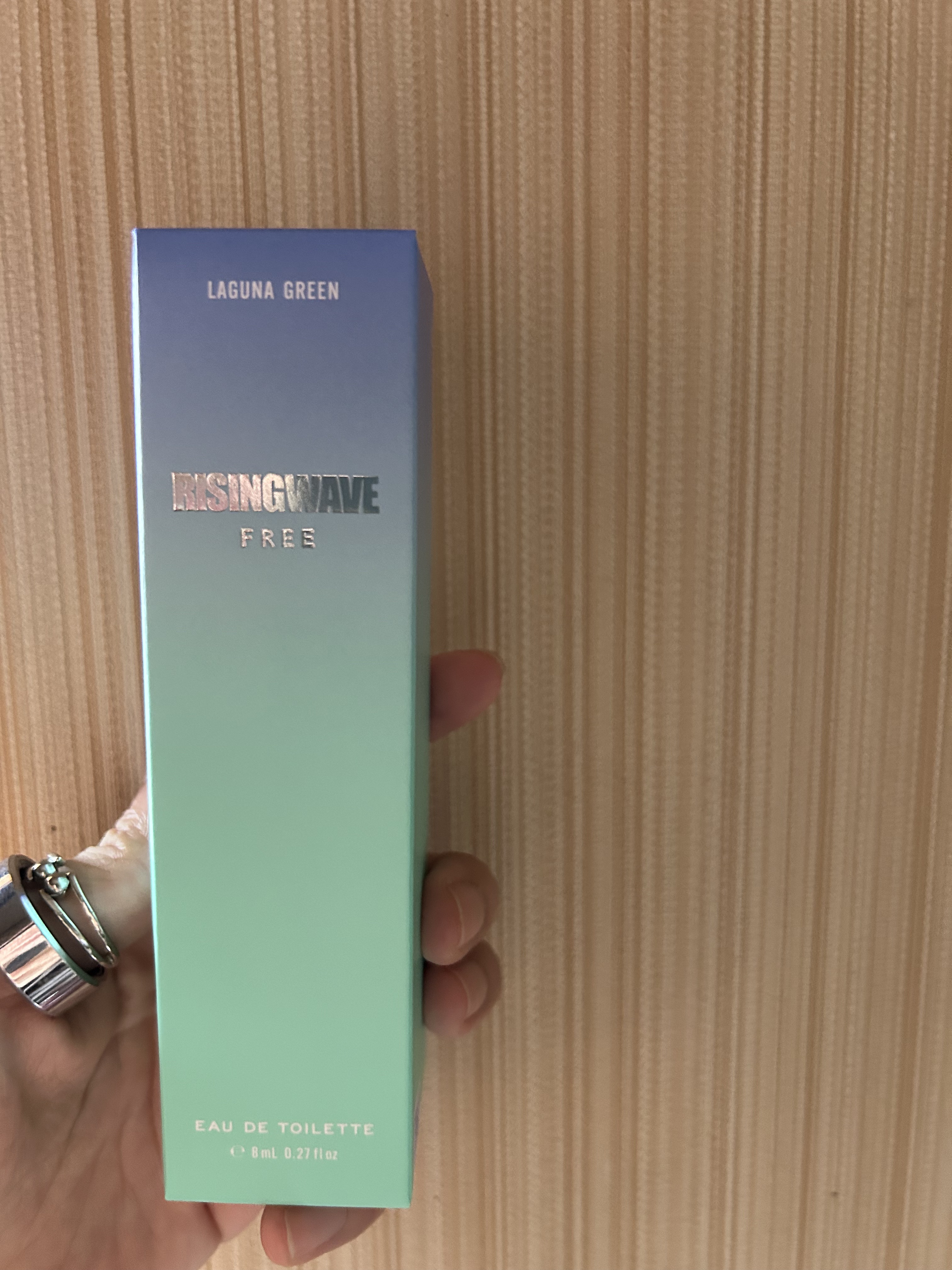 ライジングウェーブ フリー ラグナグリーン オードトワレ MINI/ライジングウェーブ/香水(レディース)を使ったクチコミ（2枚目）