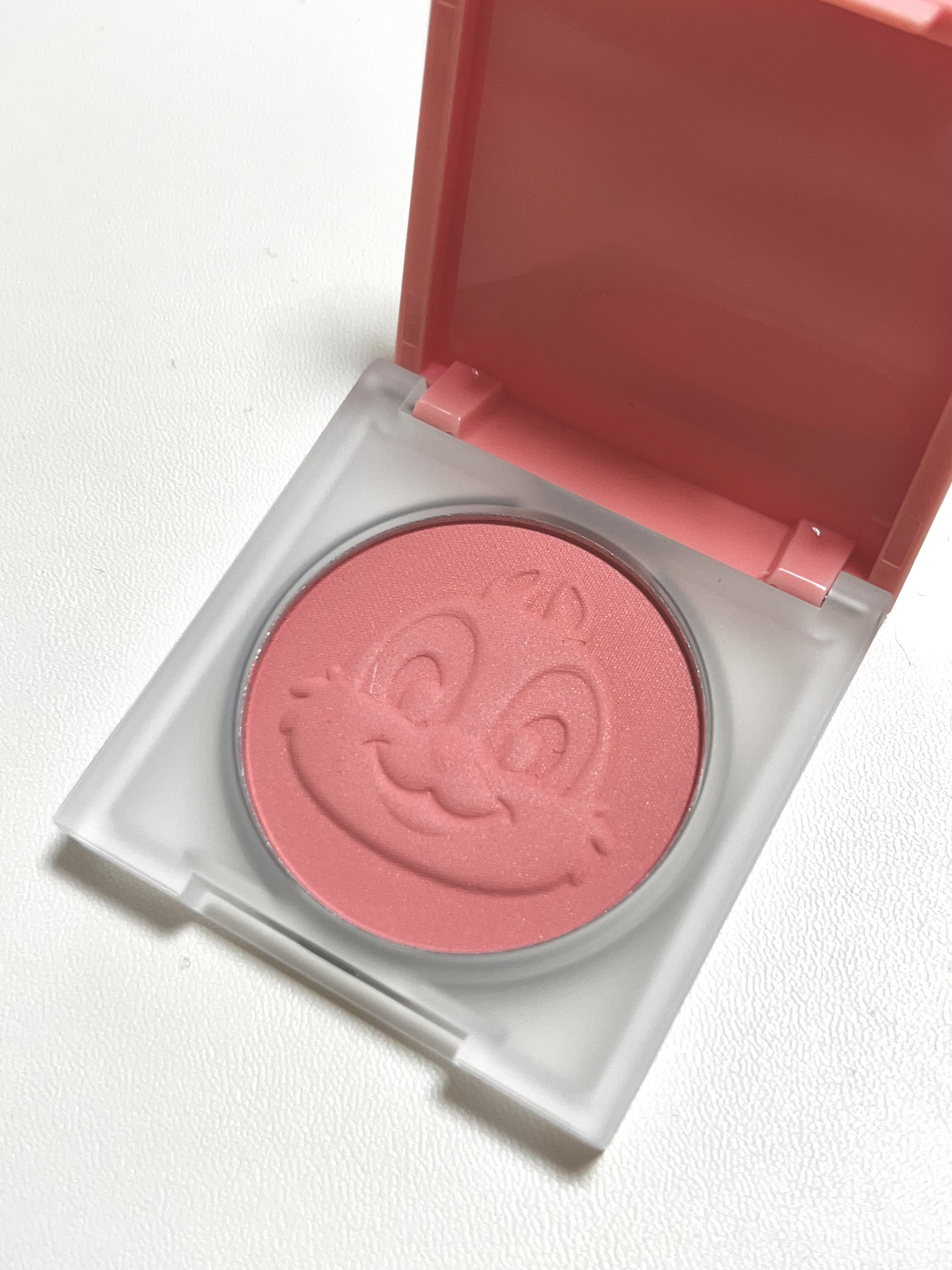 ブラリーチーク(ディズニーエディション) 02 ウエービーコーラル/espoir/チークを使ったクチコミ（3枚目）