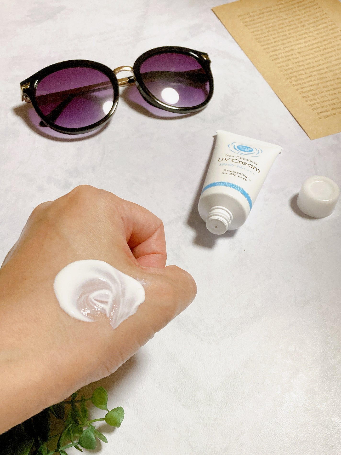 紫外線予報 ノンケミカル薬用美白UVクリームM/紫外線予報/日焼け止めクリームを使ったクチコミ(4枚目)