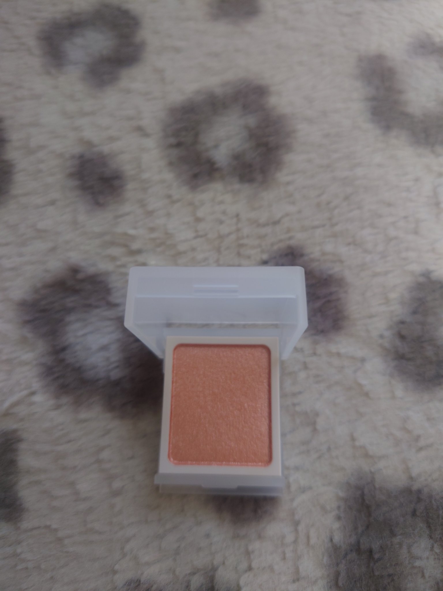 アイカラー/無印良品/単色アイシャドウを使ったクチコミ（2枚目）