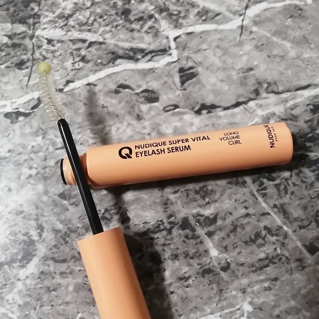 スーパーバイタルアイラッシュセラム/NUDIQUE/まつげ美容液を使ったクチコミ(1枚目)