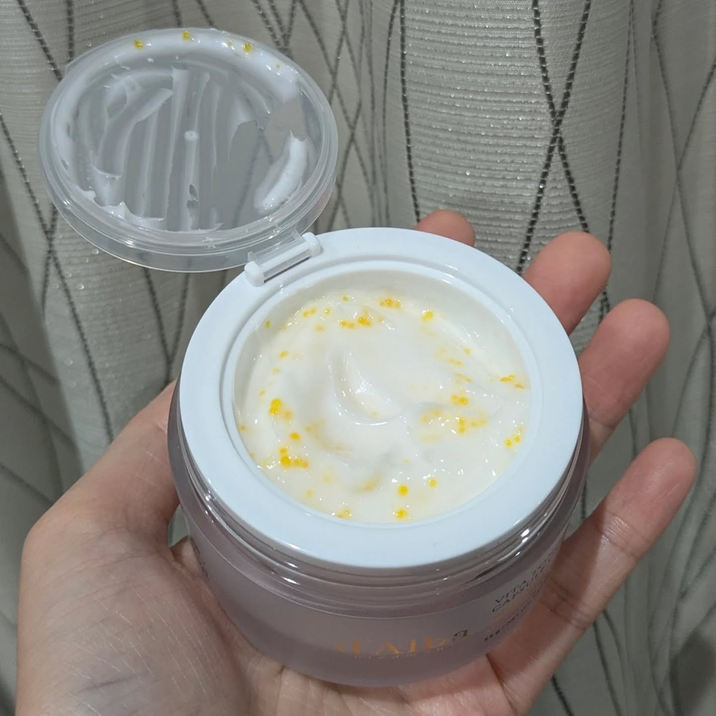 ビタトーニングカプセルクリーム/ダルバ/フェイスクリームを使ったクチコミ（2枚目）