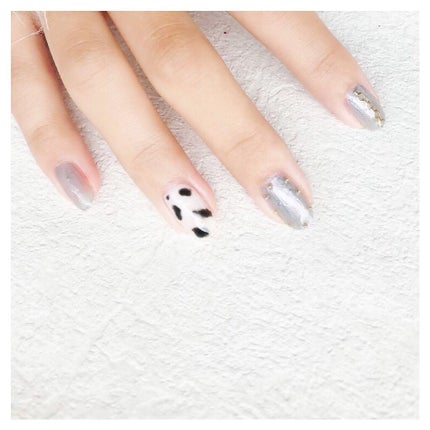 𝘼𝙮𝙪 ❦ 𝑆𝑒𝑙𝑓 𝑁𝑎𝑖𝑙 on LIPS 「❥こんばんわ🥺ネイル工房でマグネットジェルを初めて購入し..」(4枚目)