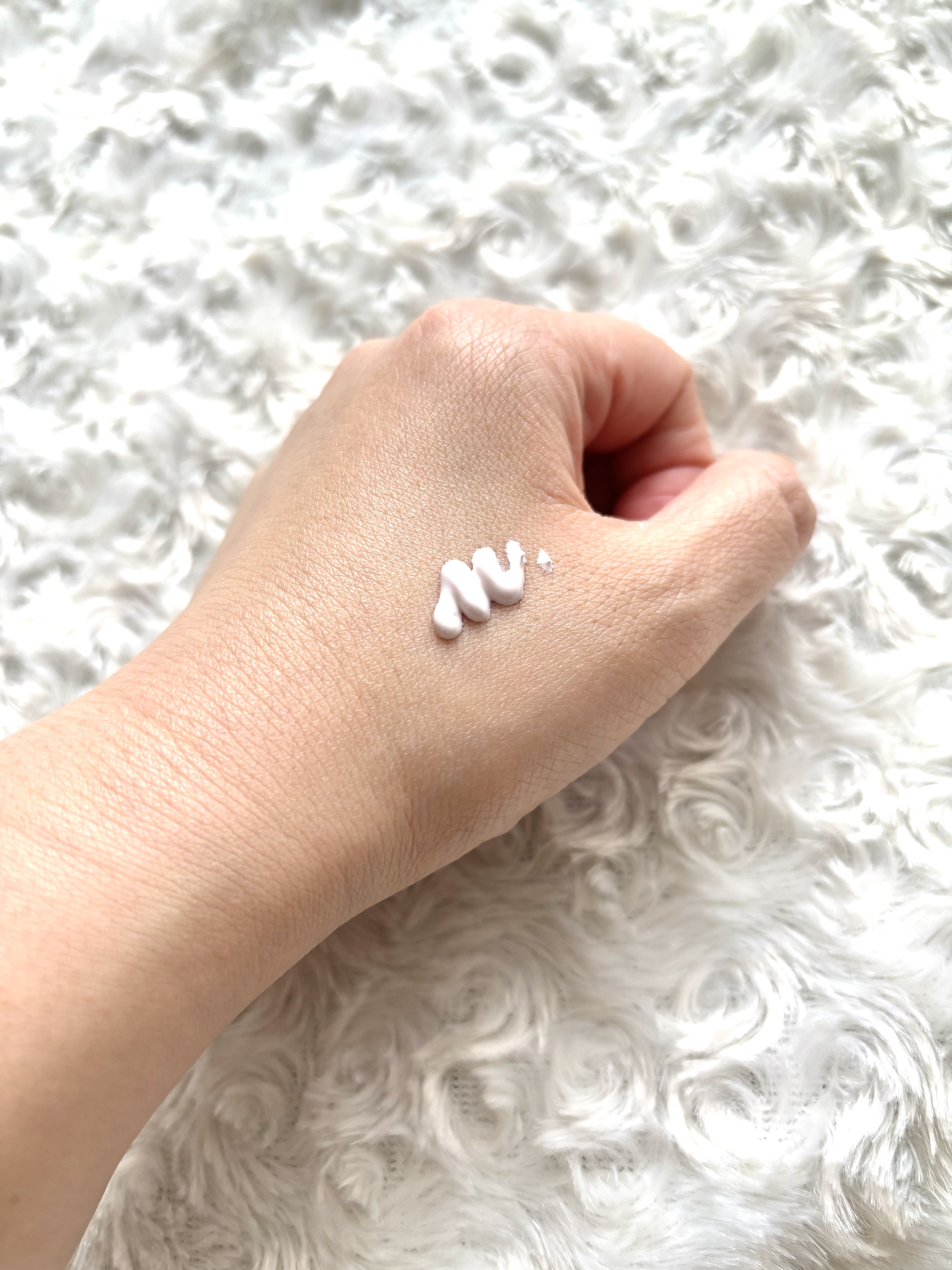 アーバンシェード アンチポーション トーンアップ/DEWYTREE/日焼け止めクリームを使ったクチコミ（2枚目）