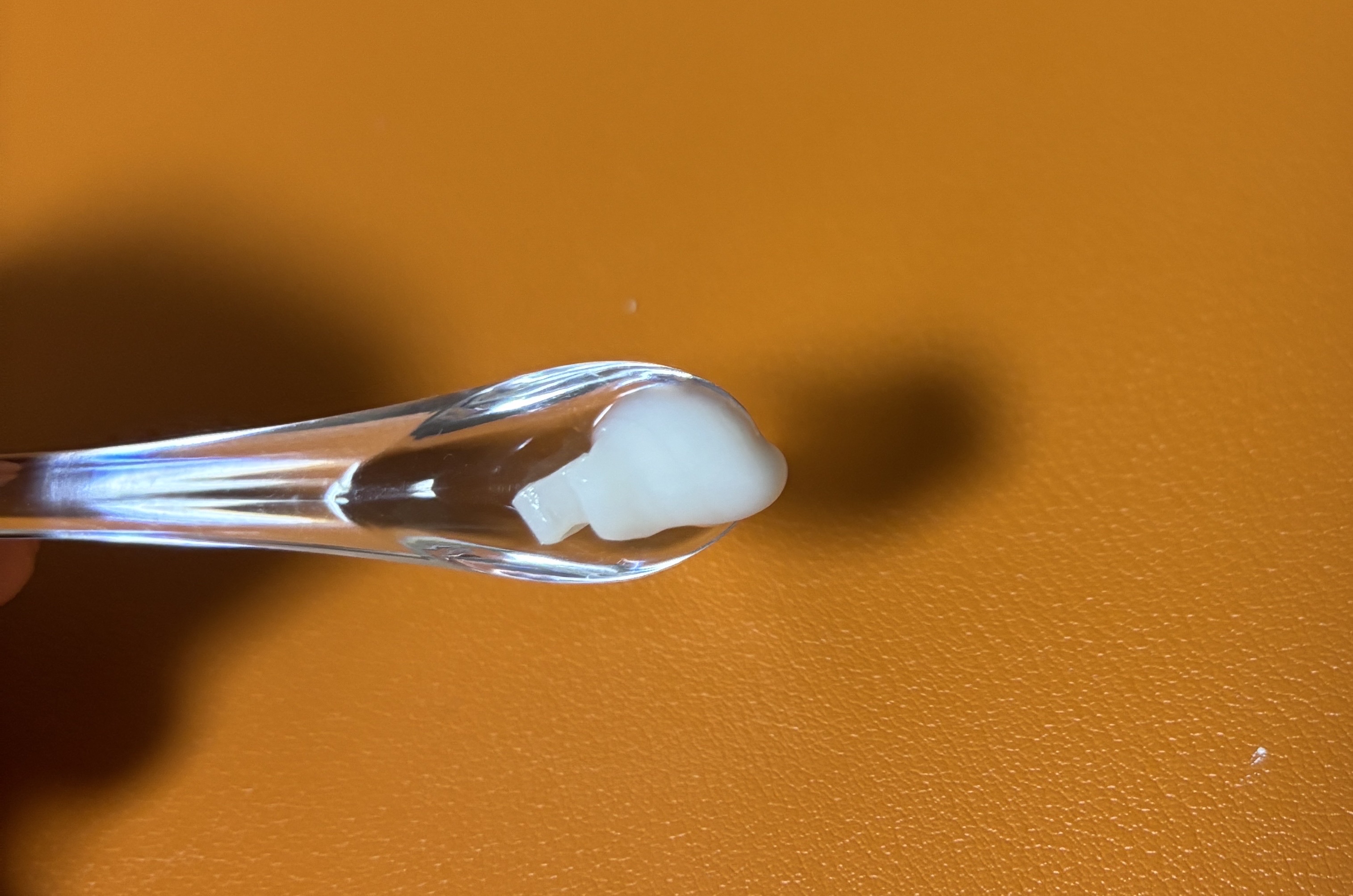 ロレッタ メイクアップミルク(グラマラス)のクチコミ「使用感軽め✮アホ毛や髪の広がりが気になる方にもオススメのスタイリング剤🎶

【概要】
●ロレッ.....」（3枚目）