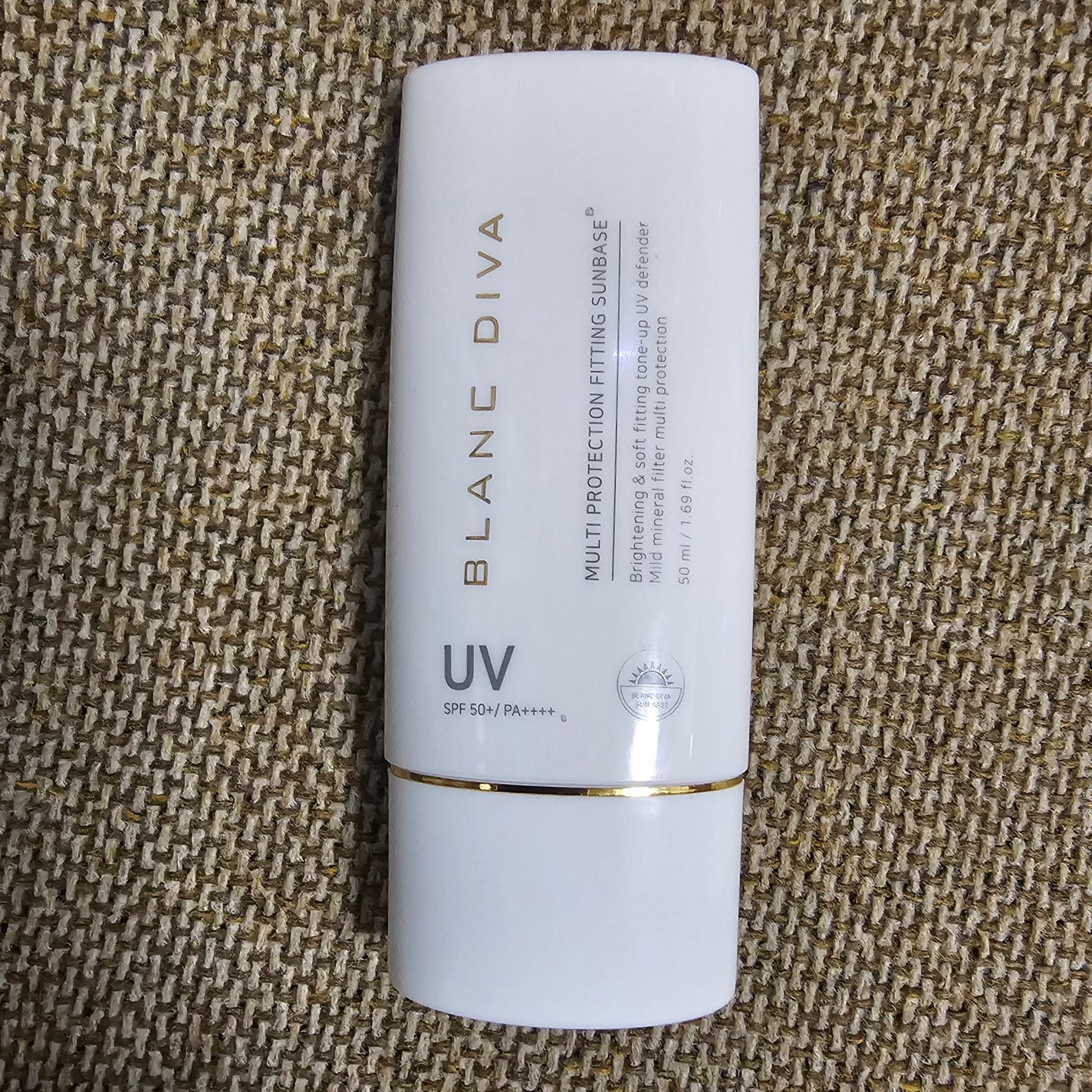 GLEAM COVERAGE CUSHION/BLANC DIVA/クッションファンデーションを使ったクチコミ(2枚目)