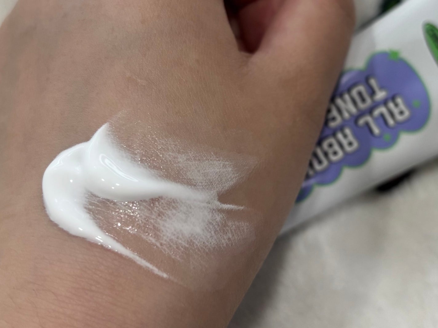 オールアバウトグロウトーンアップクリーム/CHASIN'RABBITS/化粧下地を使ったクチコミ(2枚目)