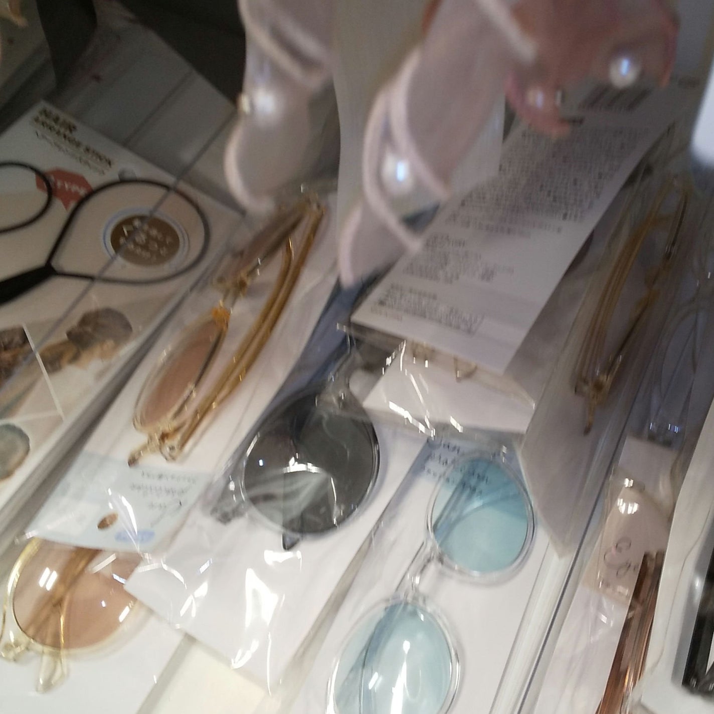 ミニウエットシート/セリア/ティッシュを使ったクチコミ(3枚目)