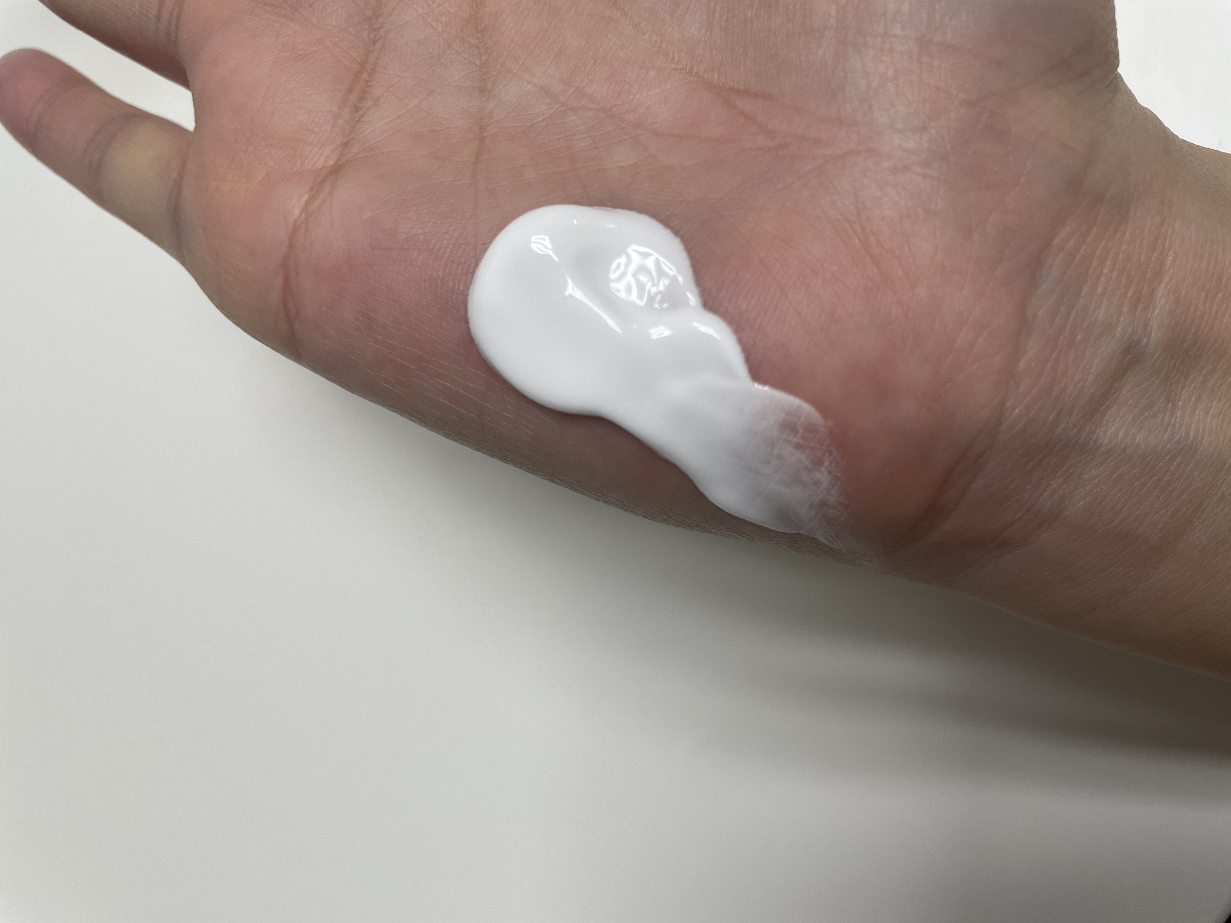 シークレットソルーションウェディングドレスピュアクリーム/It's skin/フェイスクリームを使ったクチコミ（2枚目）