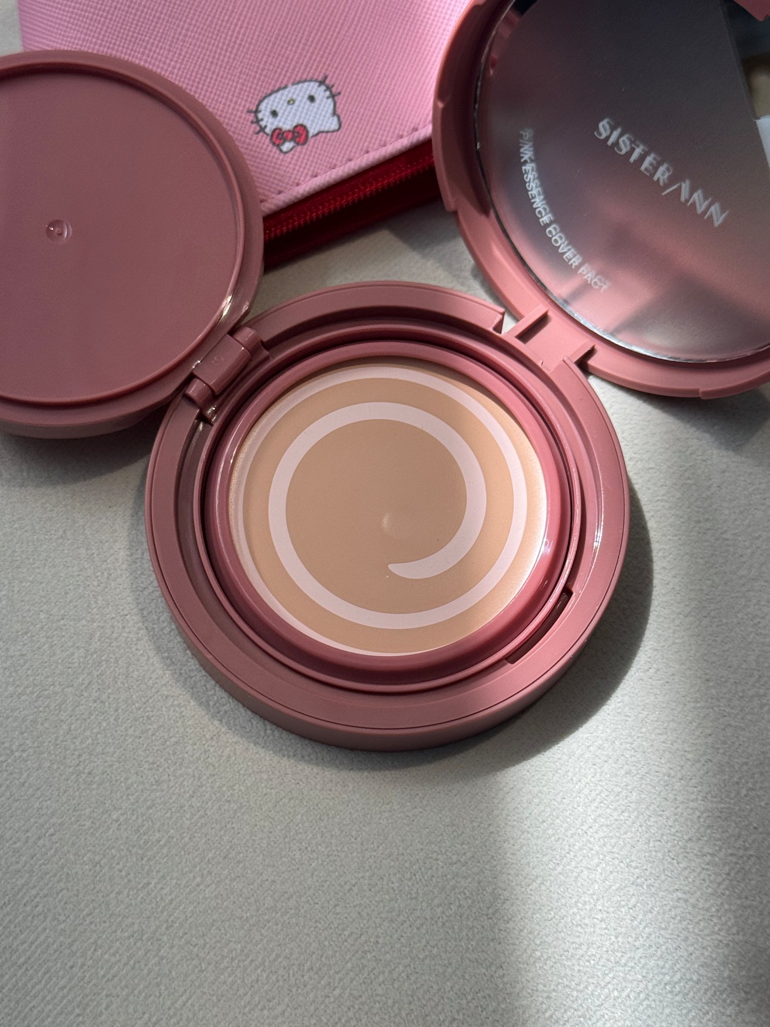 ピンクエッセンスカバーパクト/SISTER ANN/クッションファンデーションを使ったクチコミ（3枚目）