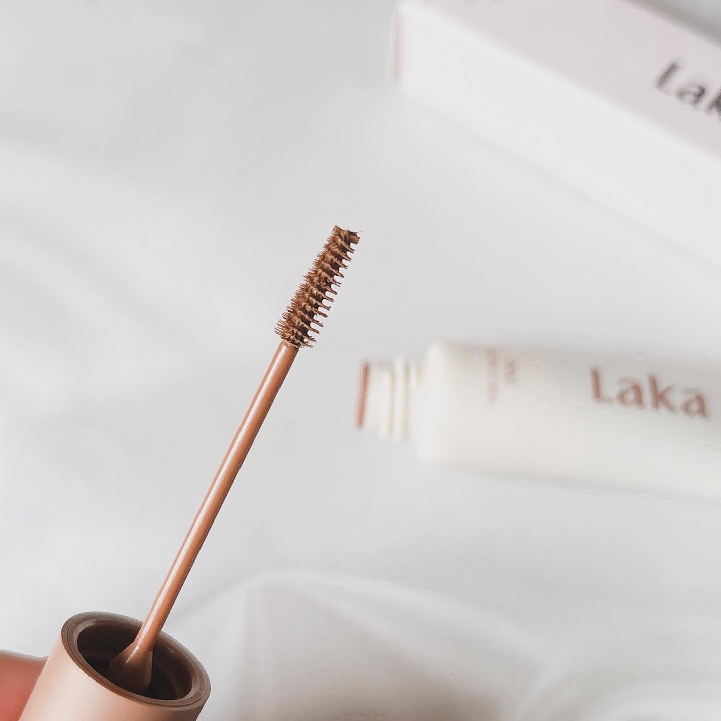 ラカ ピクシーブロウカラ/Laka/眉マスカラを使ったクチコミ(2枚目)