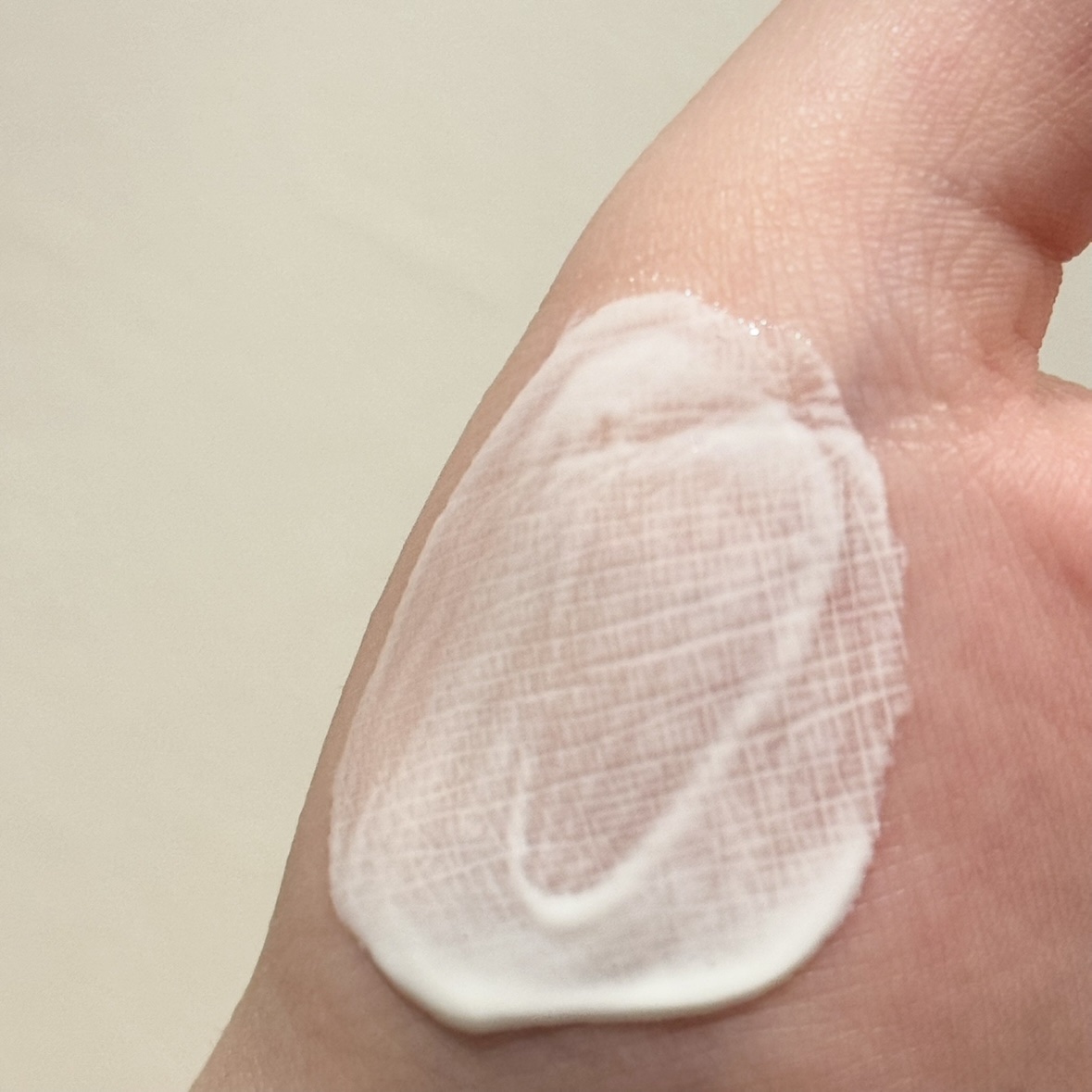 UVウォーターフル サンクリーム/VARI:HOPE/日焼け止めクリームを使ったクチコミ（3枚目）